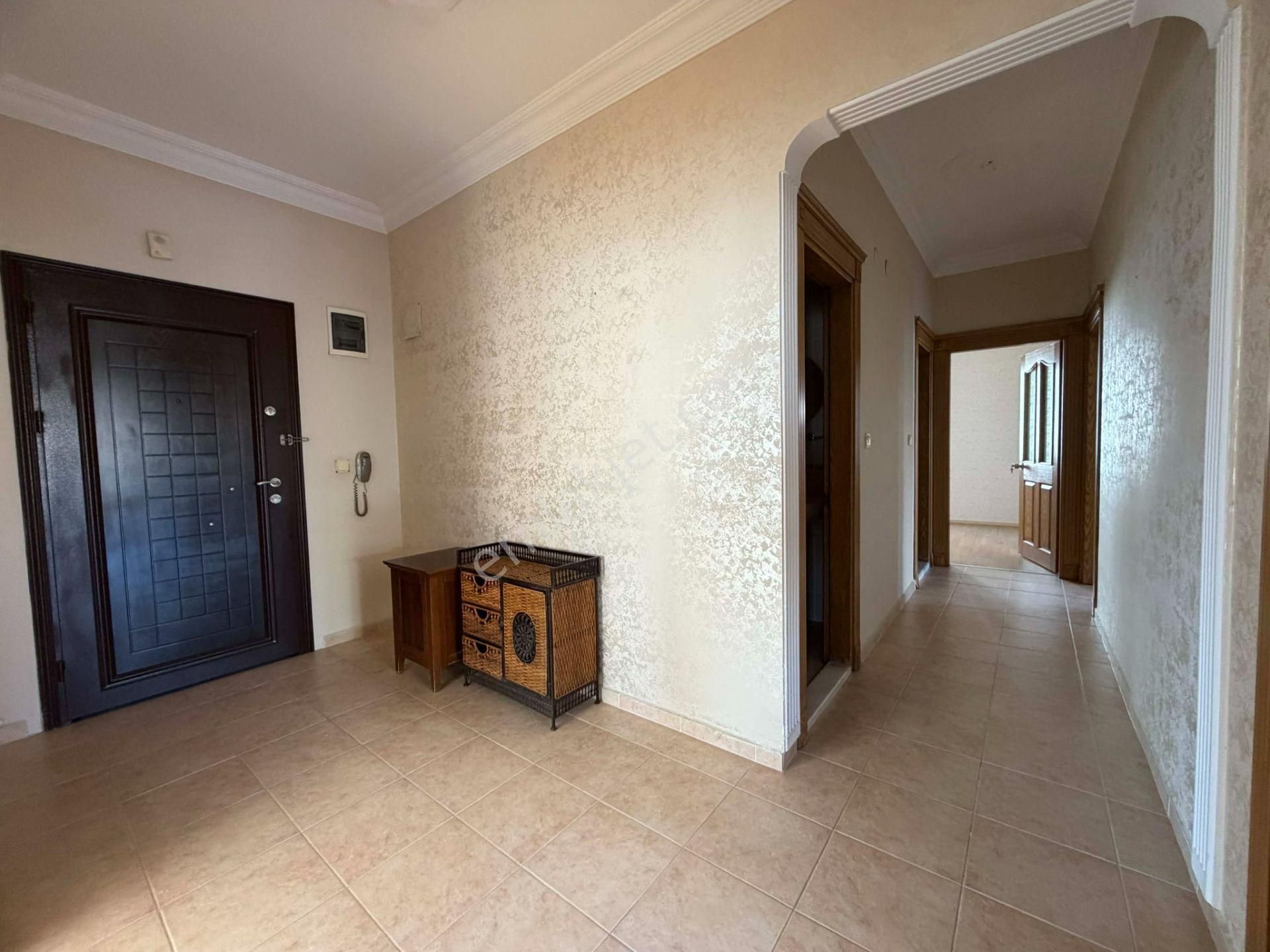 Şafak Emlak Kiralık Şirinyalı Sitede 3+1 165m2 Ara Kat - Görsel 16