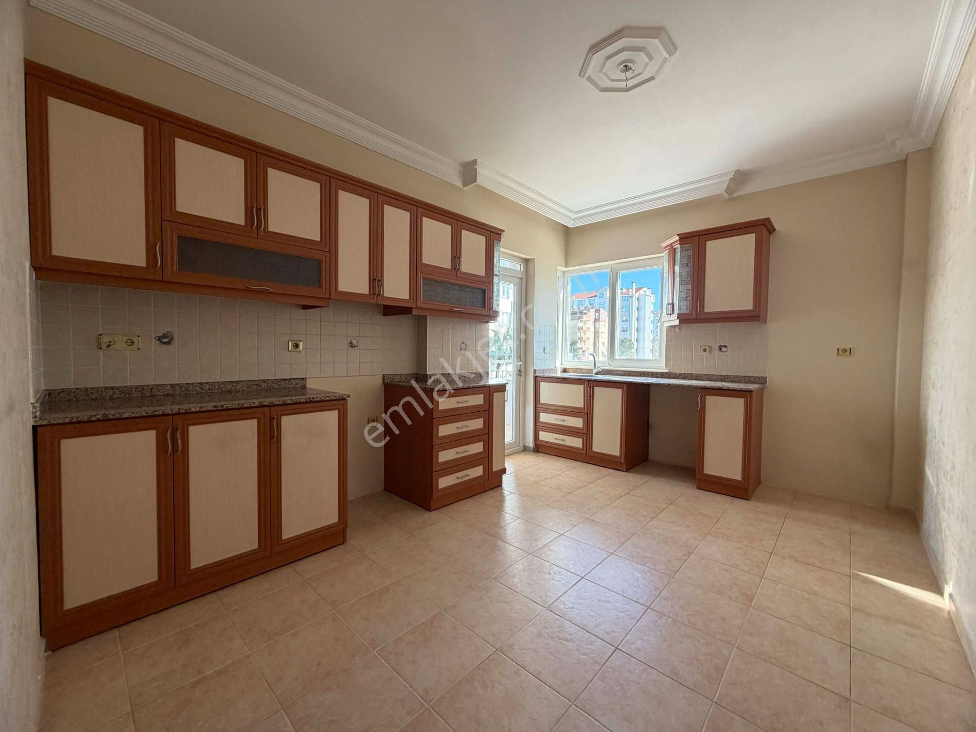 Şafak Emlak Kiralık Şirinyalı Sitede 3+1 165m2 Ara Kat - Görsel 4