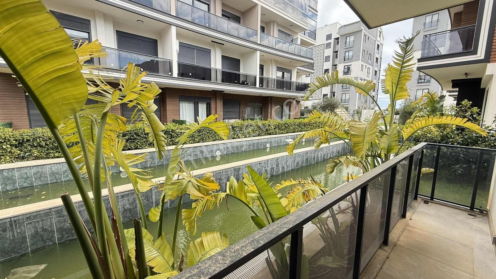 Altıntaşda Site İçerisinde 40'lık Yolda 4+1 Satılık Villa - Görsel 10