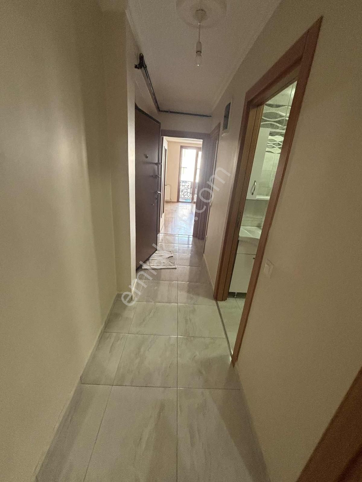 Maltepe Zümrütevlerde Yüksek Giriş 2+1 Genç Binada Ferah Daire - Görsel 26