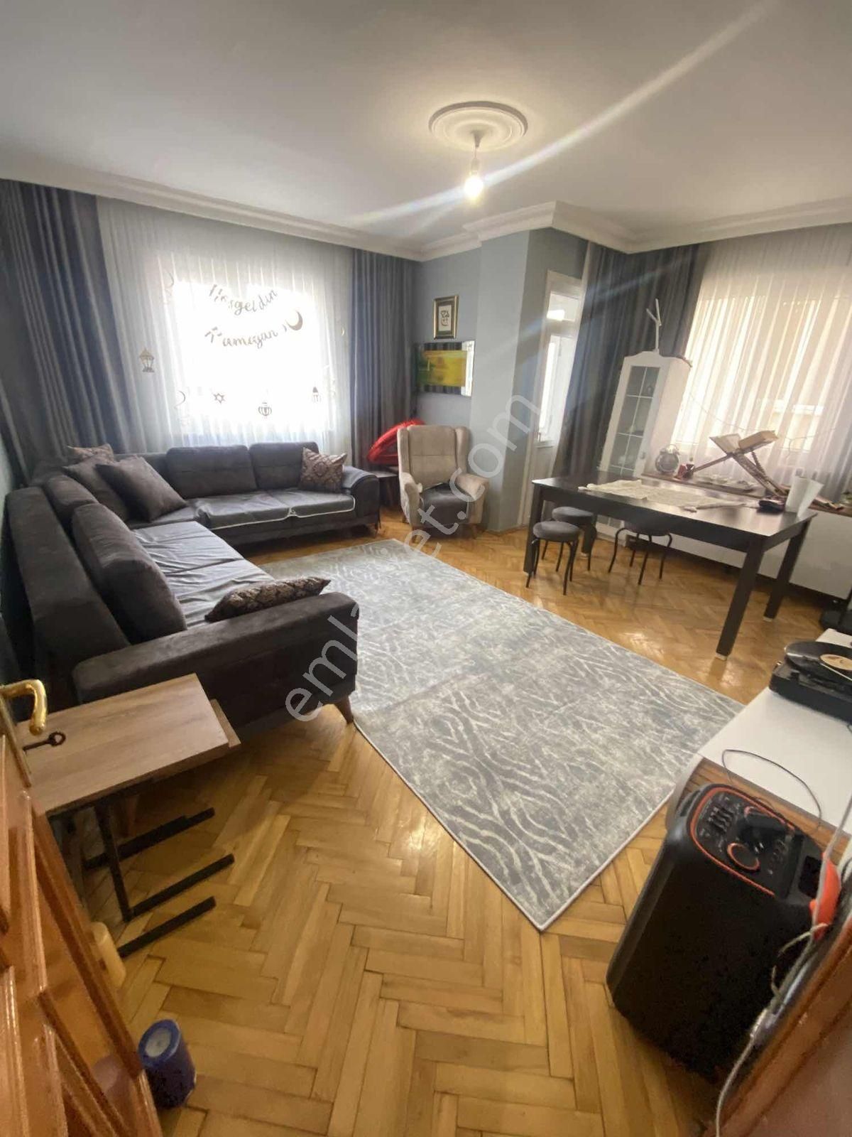 Genç Bina 2+1 Net 90 M2 3 Balkonlu Kaçağı Olmayan Full Masrafsız - Görsel 16