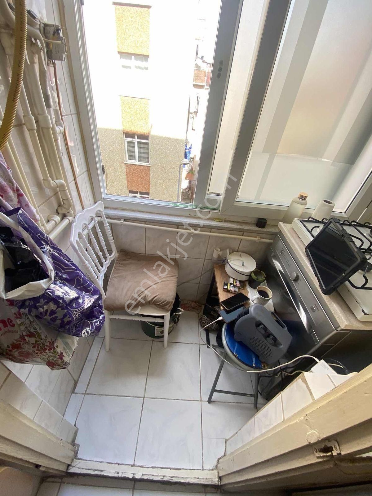 Genç Bina 2+1 Net 90 M2 3 Balkonlu Kaçağı Olmayan Full Masrafsız - Görsel 12