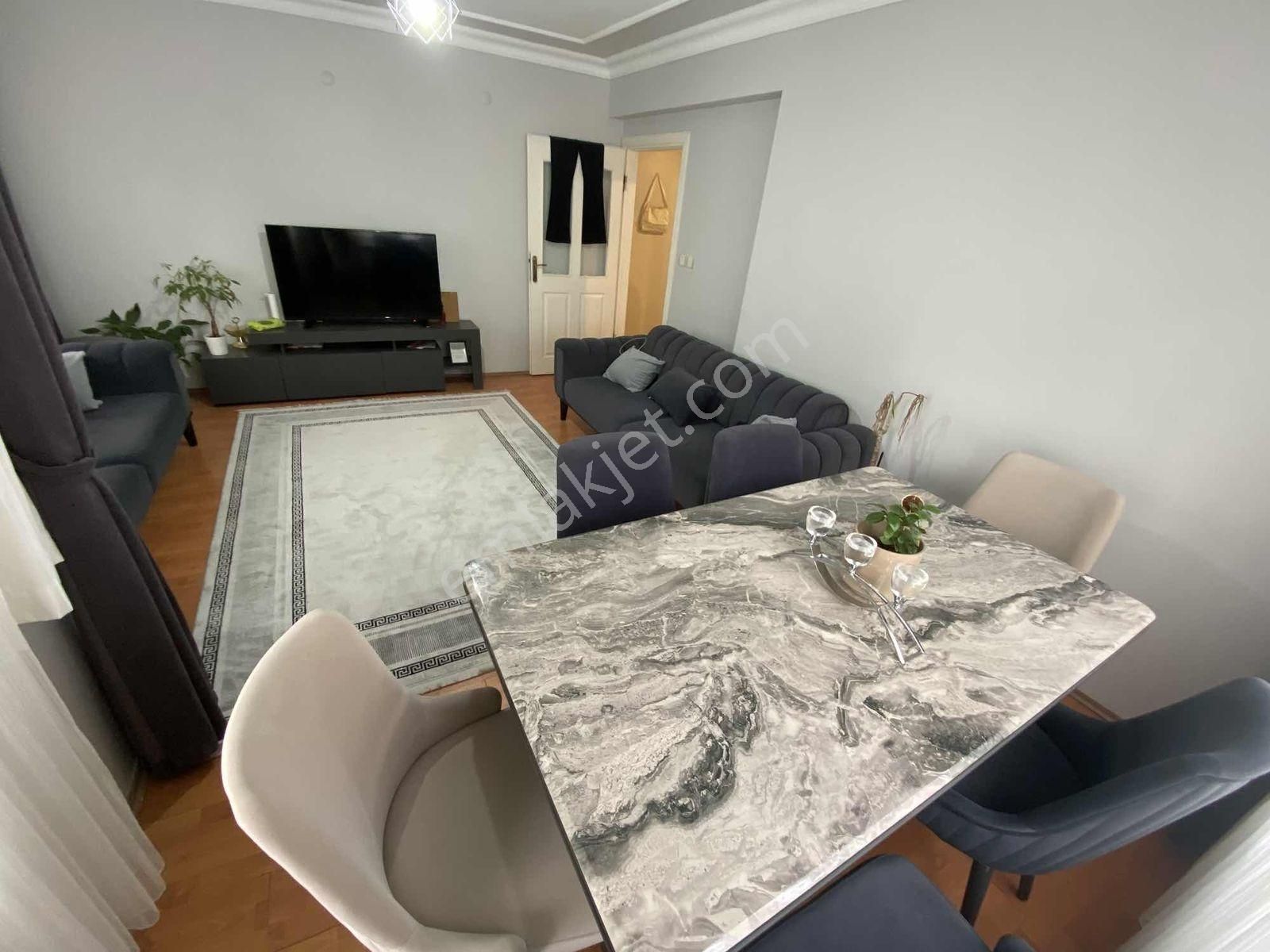 Metro Yakını Yeni Bina 2+1 Net 85 M2 Full Masrf. Ön Cephe