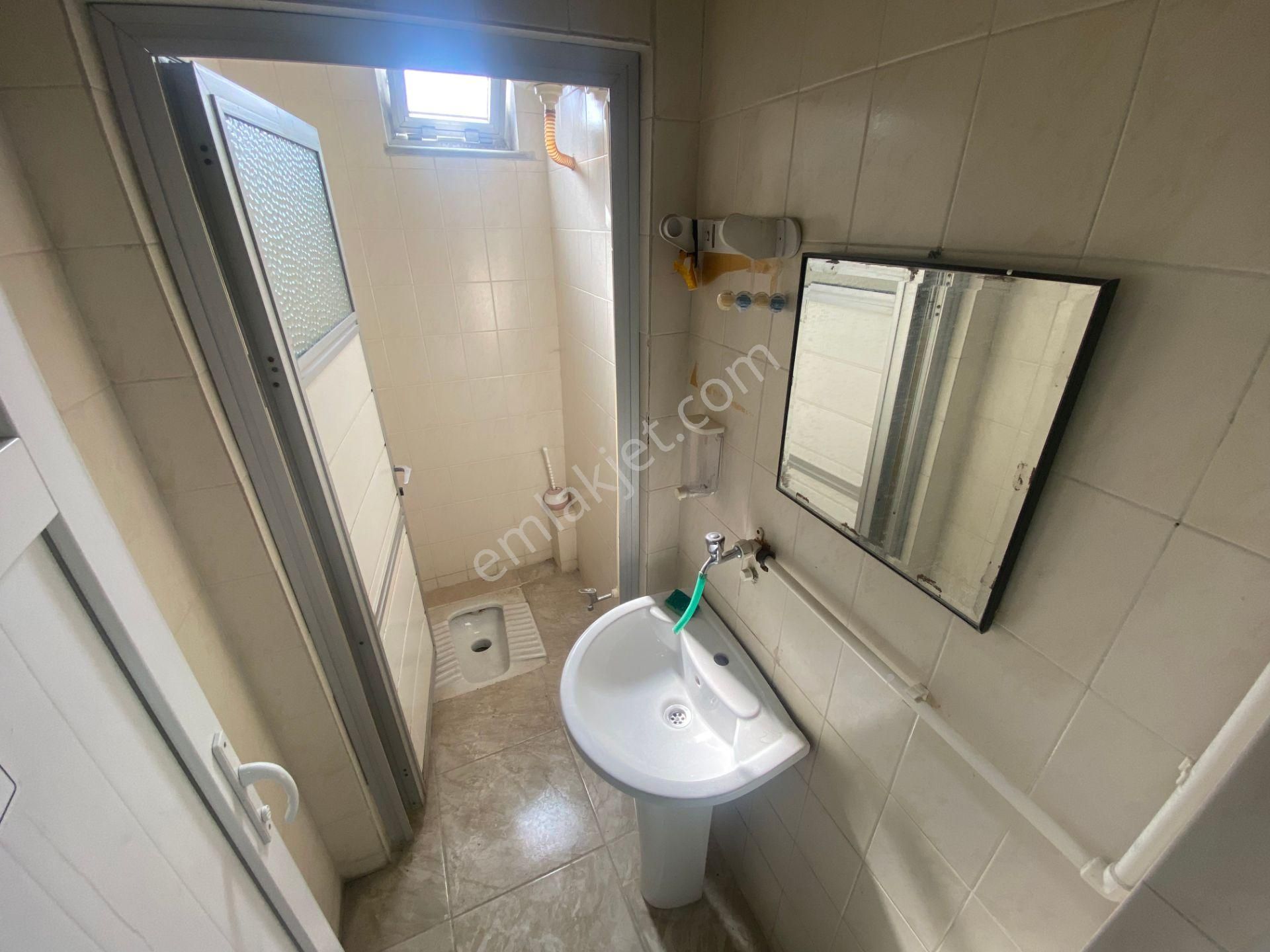 Next House'dan Sefaköy'de Satılık 400 M² Ticari Dükkan & Kat Ofisi - Görsel 11