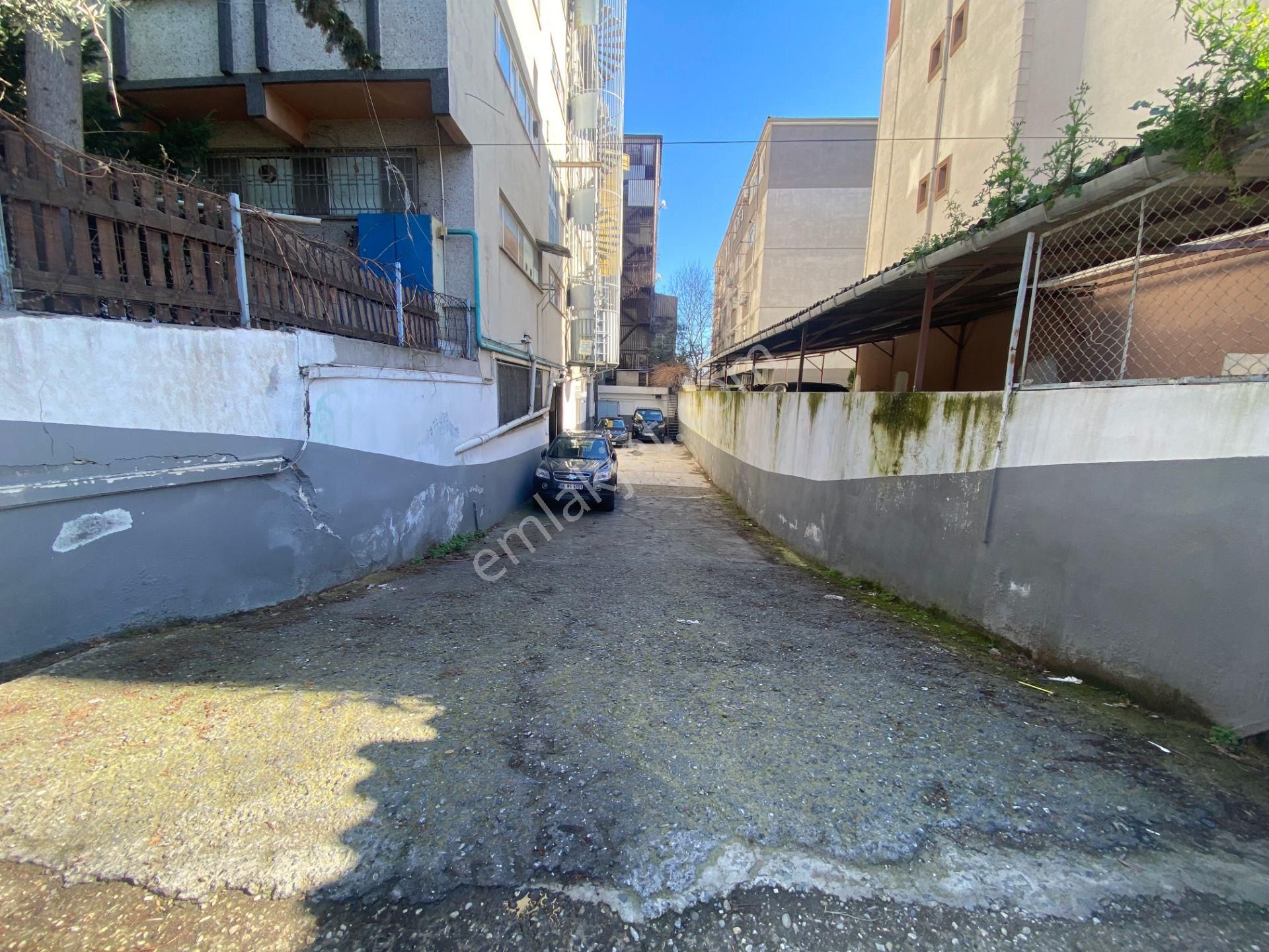 Next House'dan Sefaköy'de Satılık 400 M² Ticari Dükkan & Kat Ofisi - Görsel 16