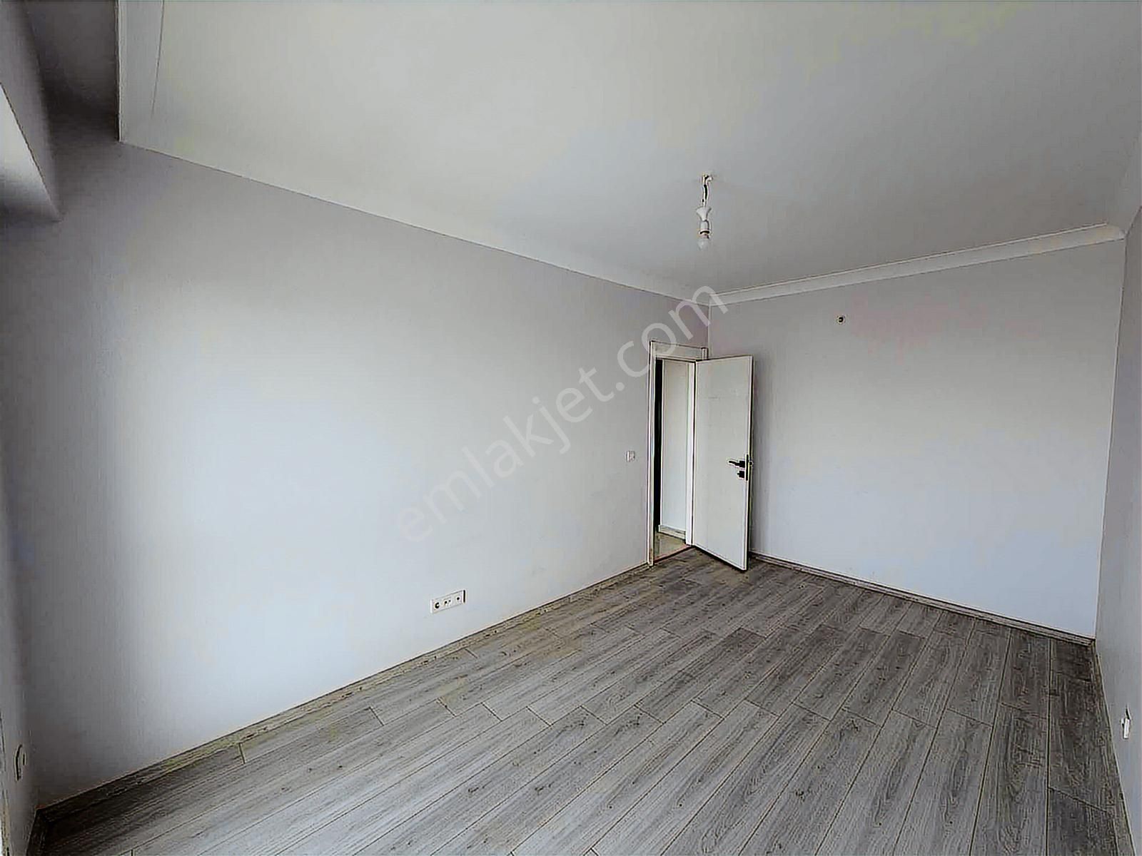 Hayat Park Sitesi / 2+1 70 M² / Bakımlı Ve Hazır ! Fırsat ! - Görsel 12