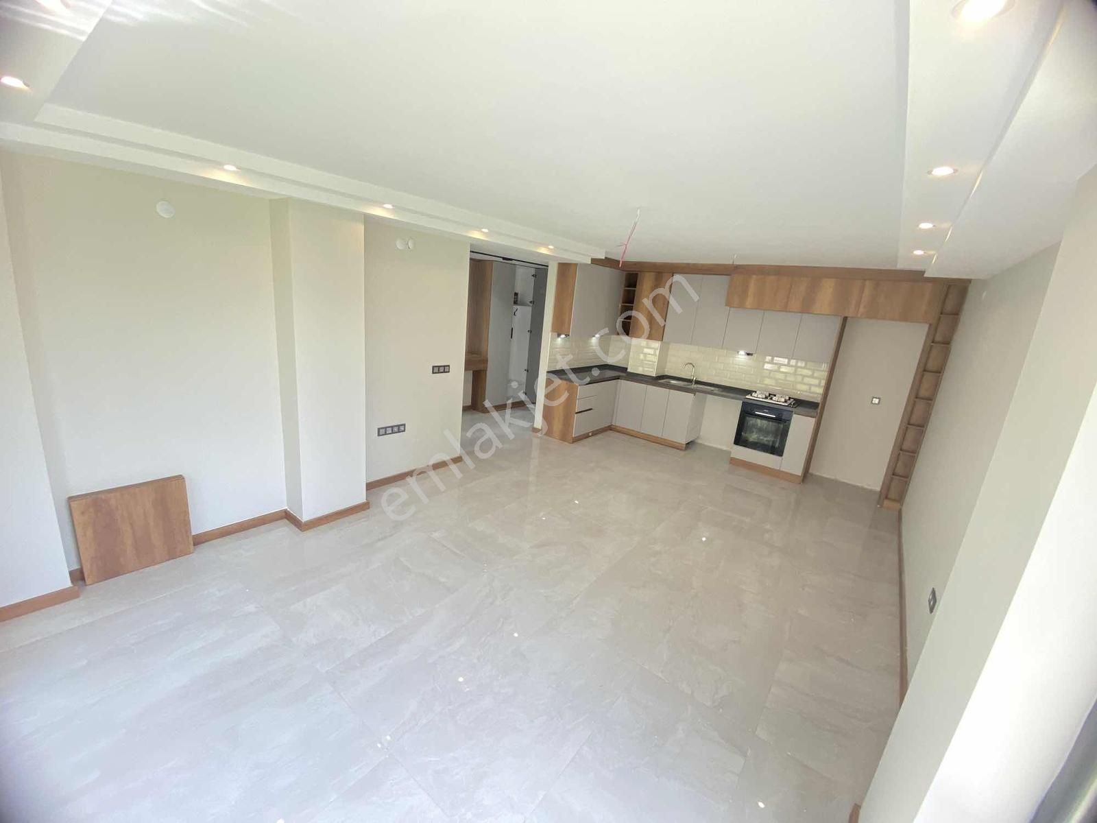 Yetkili Ofisten | 2+1 Bahçe Kullanımlı Daire | Havuzlu Sitede - Görsel 21