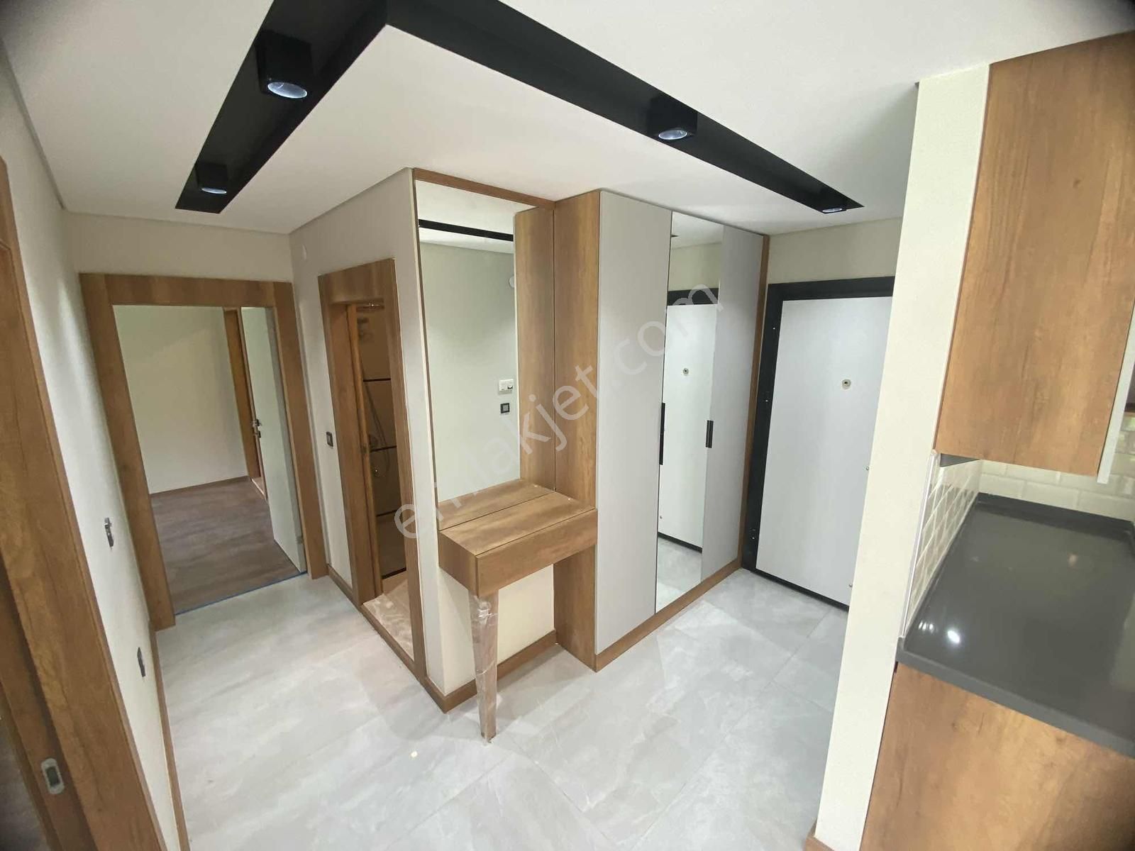 Yetkili Ofisten | 2+1 Bahçe Kullanımlı Daire | Havuzlu Sitede - Görsel 13