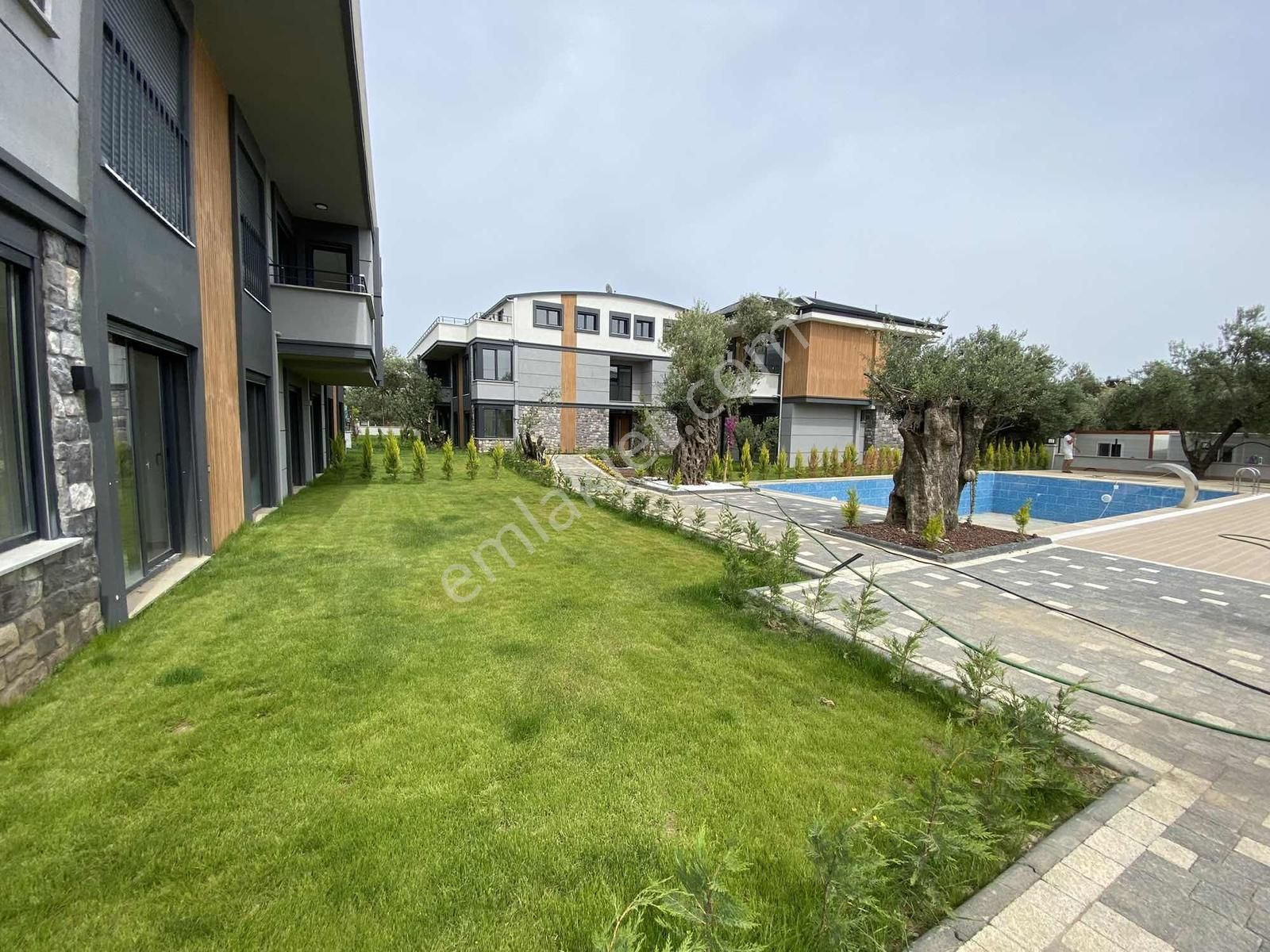 Yetkili Ofisten | 2+1 Bahçe Kullanımlı Daire | Havuzlu Sitede - Görsel 17