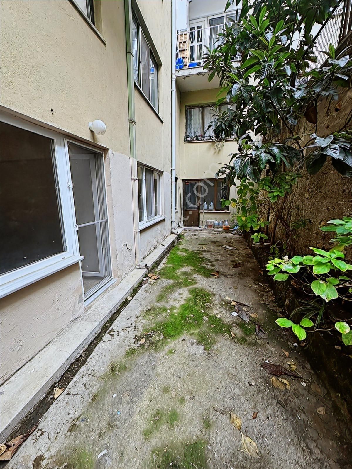 Setbaşı Umurbeyde Özel Bahçeli, Geniş 100 M² 2+1 Satılık Daire