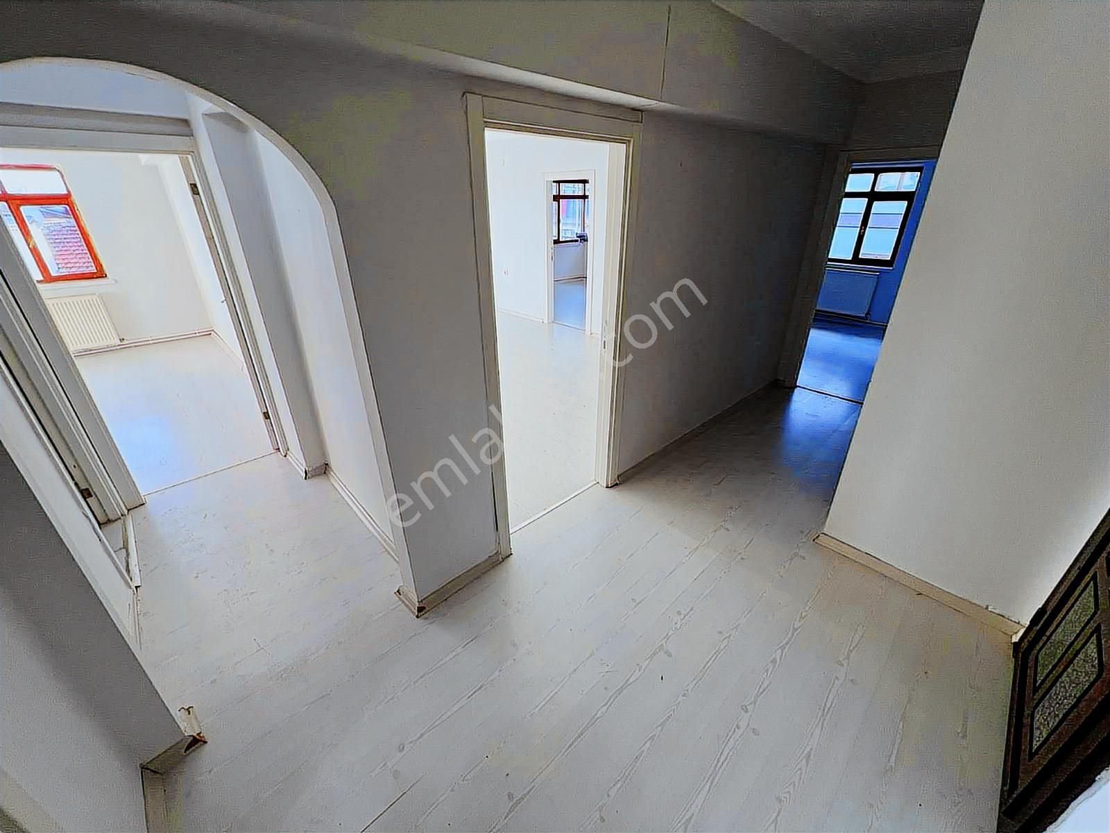 Ankara Manzaralı 3+1 Sanatorum Has. Yakını Katta Satılık Daire - Görsel 2