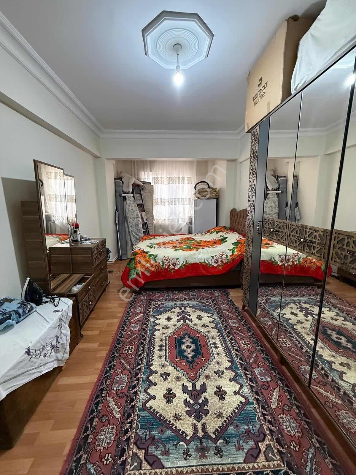 Uzaydan Yeditepede Acill Satılık Fırsat Daire