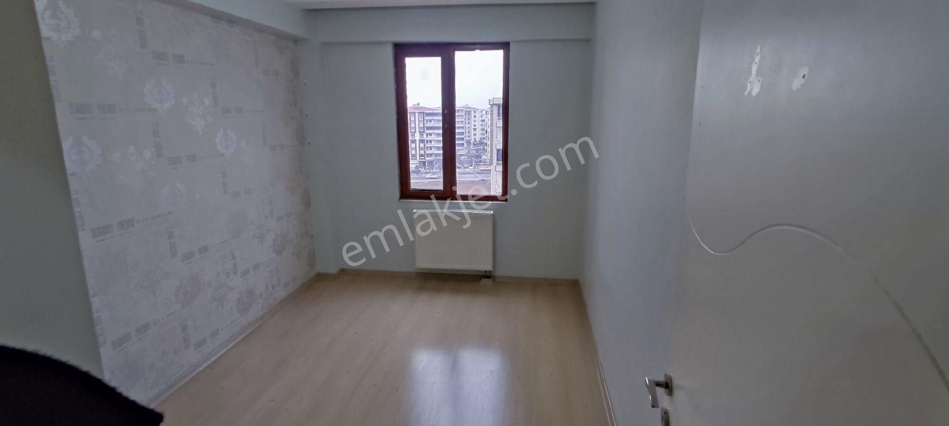 Premar Emlaktan Nevroz Yanı Kiralık 4+1 Daire - Görsel 6