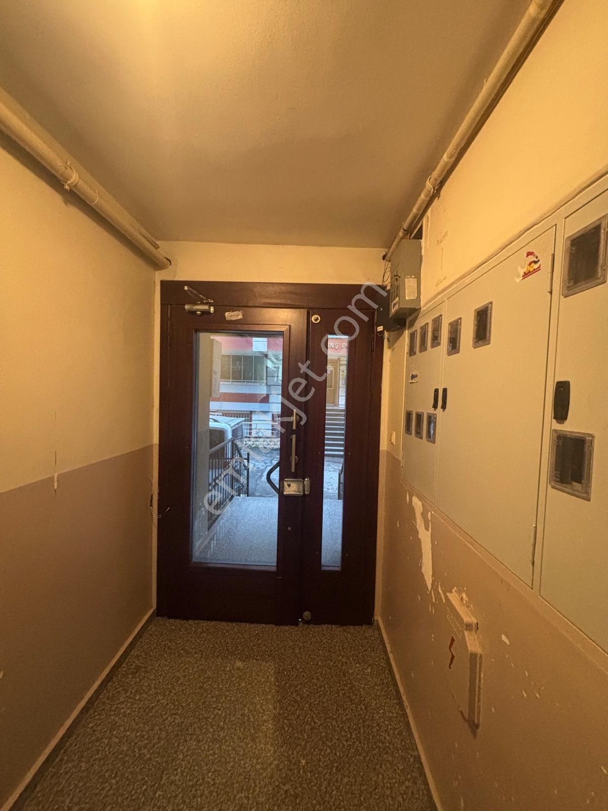 Maltepe Fındıklı'da Oldukça Geniş Kullanışlı Satılık 3+1 Daire - Görsel 18