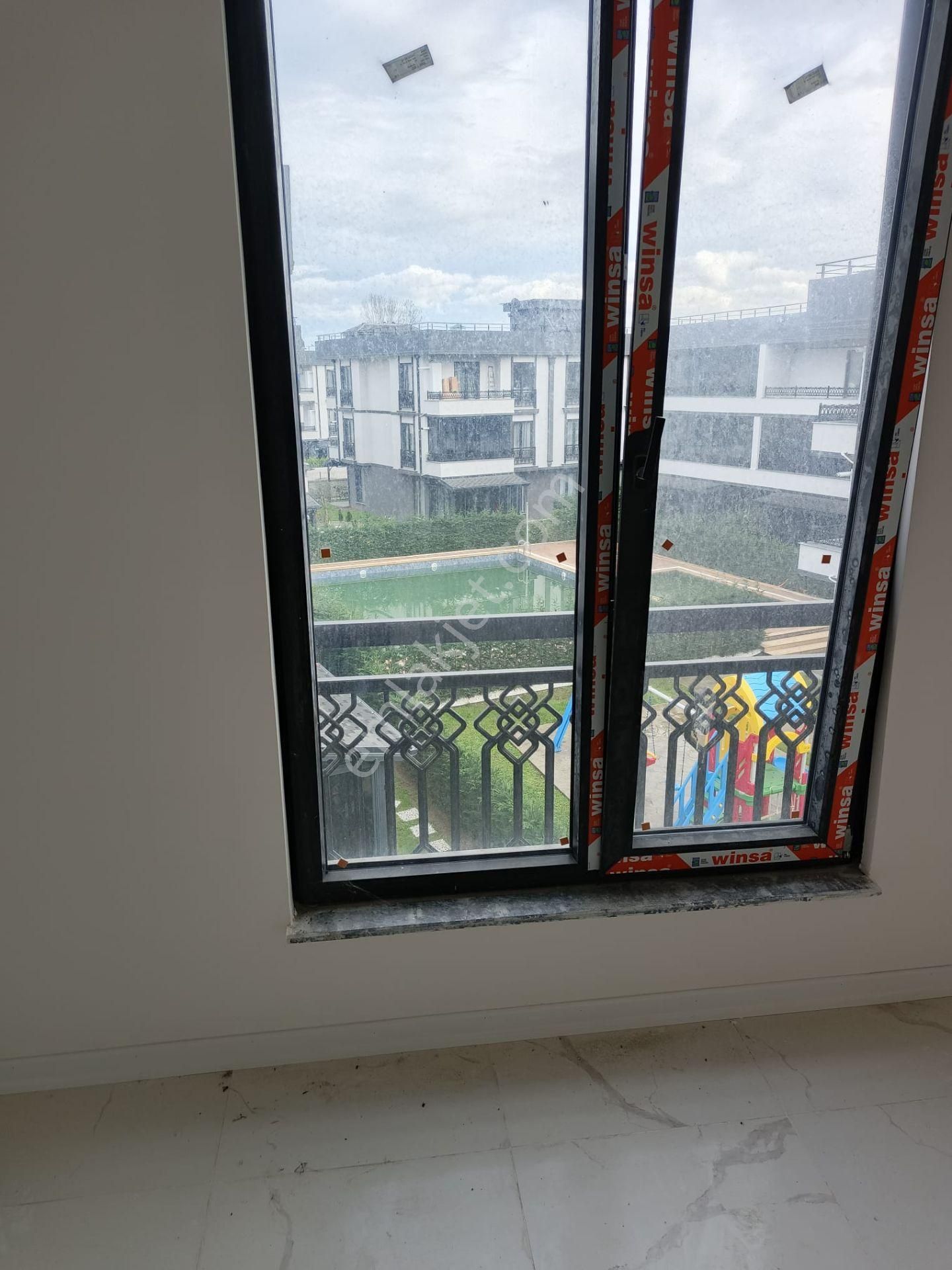 Karasu'da Satılık 2+1 Havuzlu Lüks Daire - Görsel 21