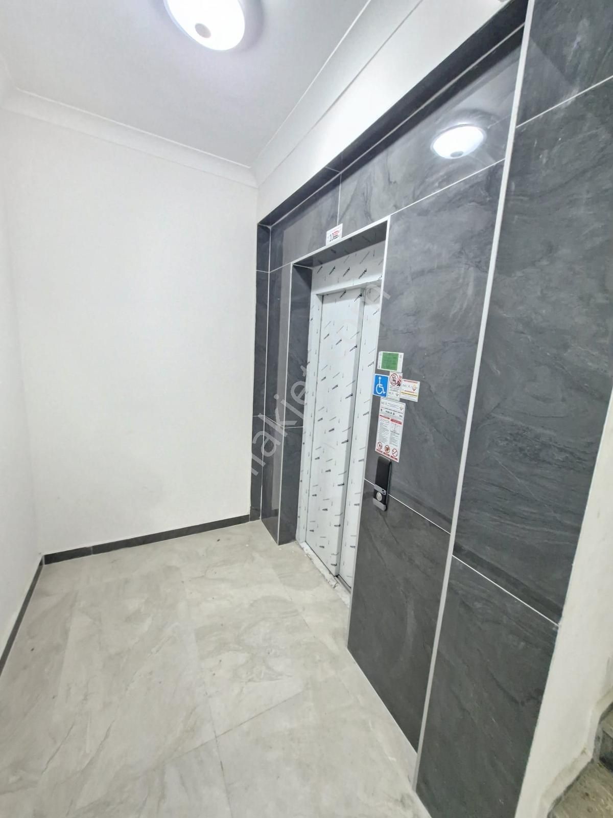 Gömeç Yaya Mah'de Çadde Üzeri Doğalgazlı 1+1 Kiralık Daire - Görsel 3