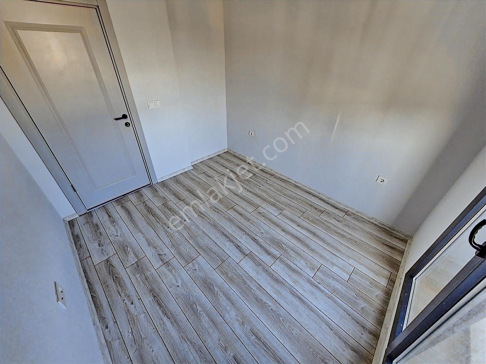 Gömeç Yaya Mah'de Çadde Üzeri Doğalgazlı 1+1 Kiralık Daire - Görsel 17