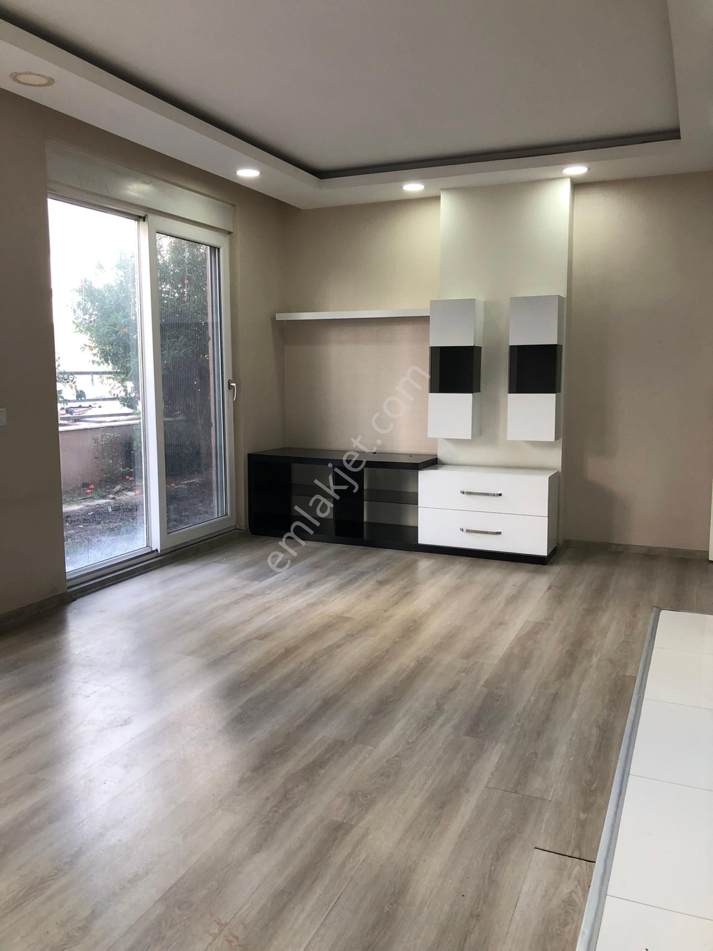 Çağlayan Barınaklar'da,denize 350 Mt,keyifli 130m2 Bahçeli,şık Ve Donanımlı (2+1)bahçe Katı - Görsel 14