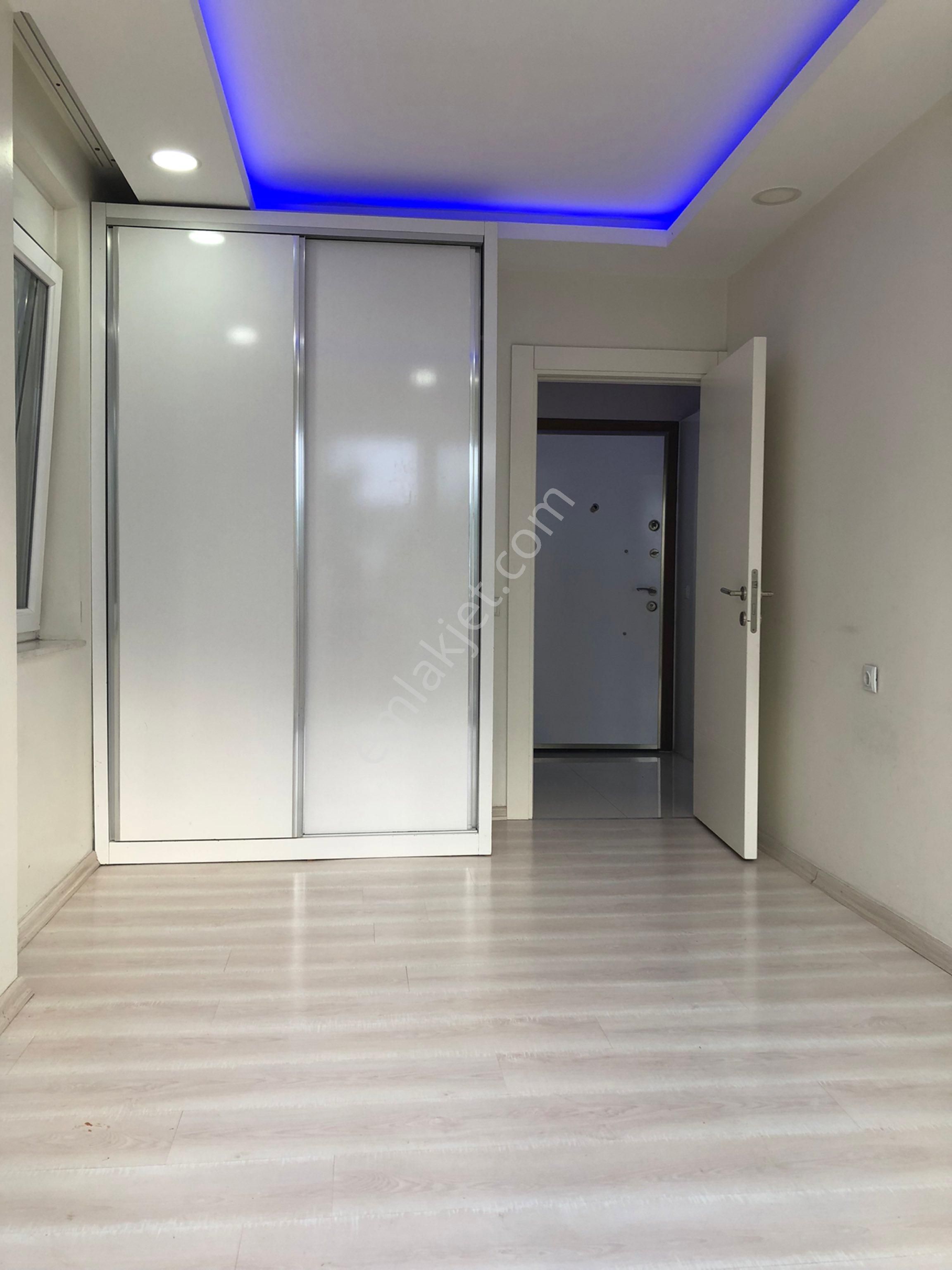 Çağlayan Barınaklar'da,denize 350 Mt,keyifli 130m2 Bahçeli,şık Ve Donanımlı (2+1)bahçe Katı - Görsel 20