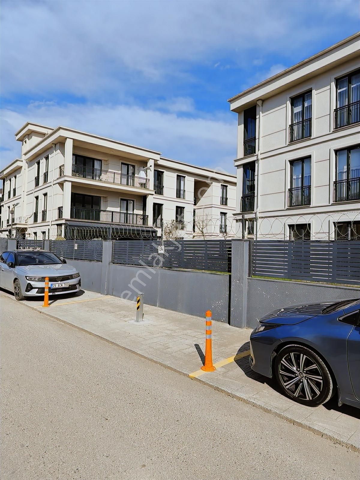 Adapazarı Merkezde Meta Konaklarında Kiralık 3+1 Lux Daire - Görsel 2