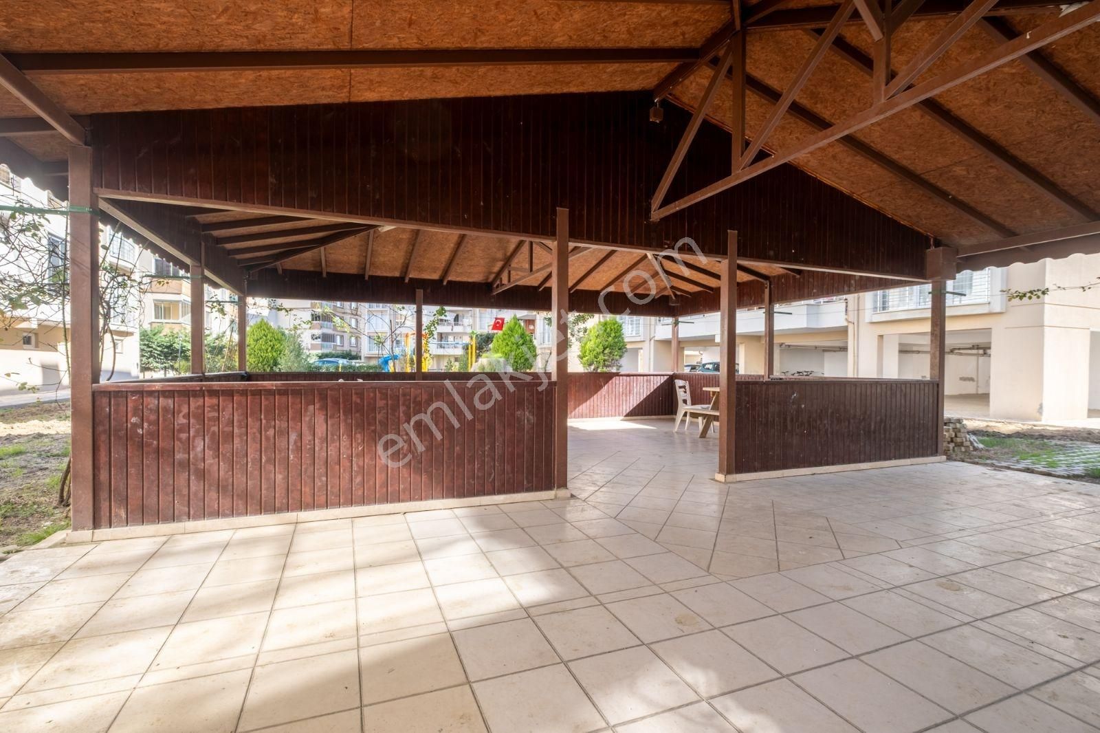 Remax Advantage'dan Mor Menekşe Sitesi 4+1 Arakat Daire Fırsatı - Görsel 20