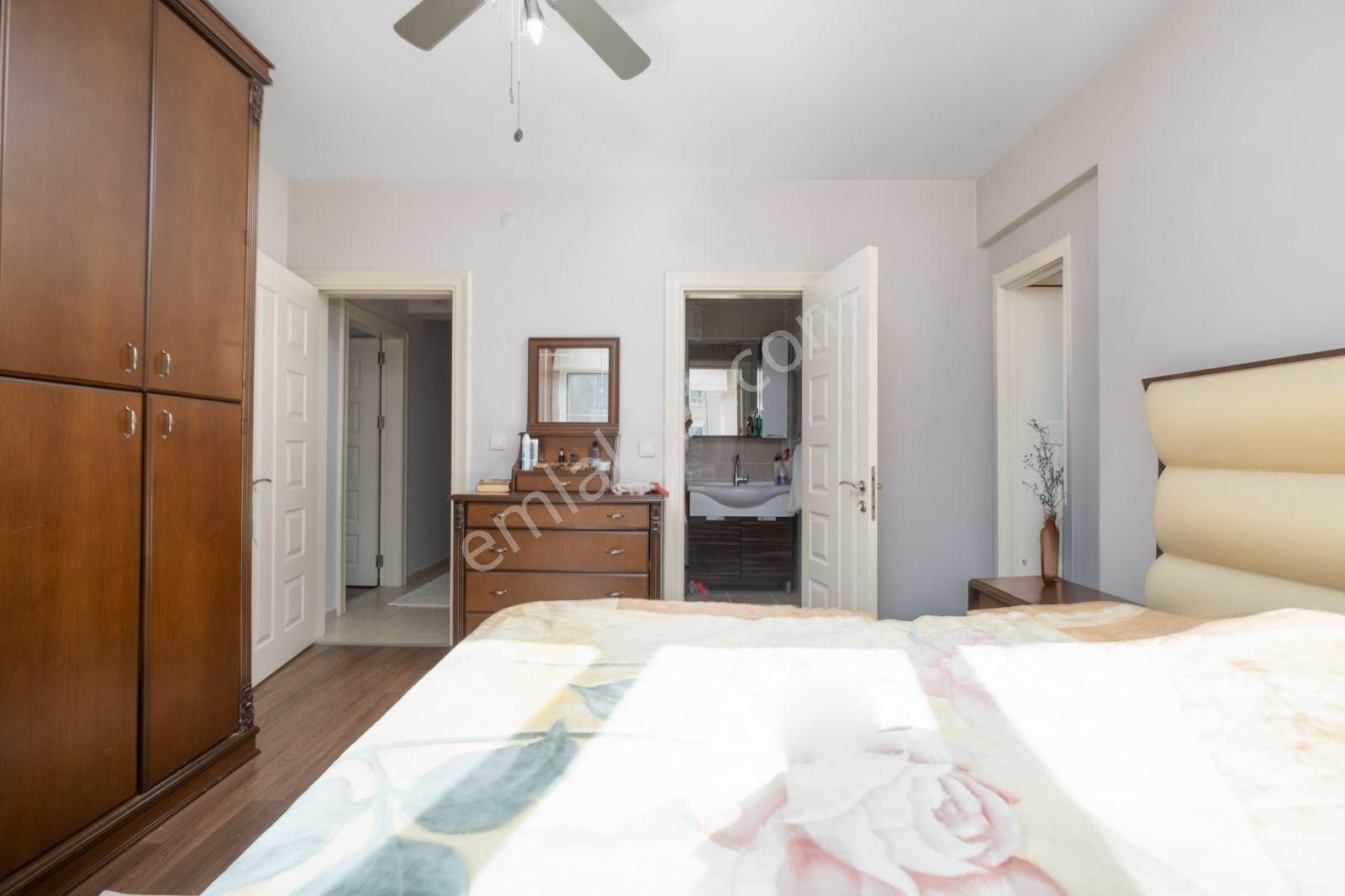 Remax Advantage'dan Mor Menekşe Sitesi 4+1 Arakat Daire Fırsatı - Görsel 24