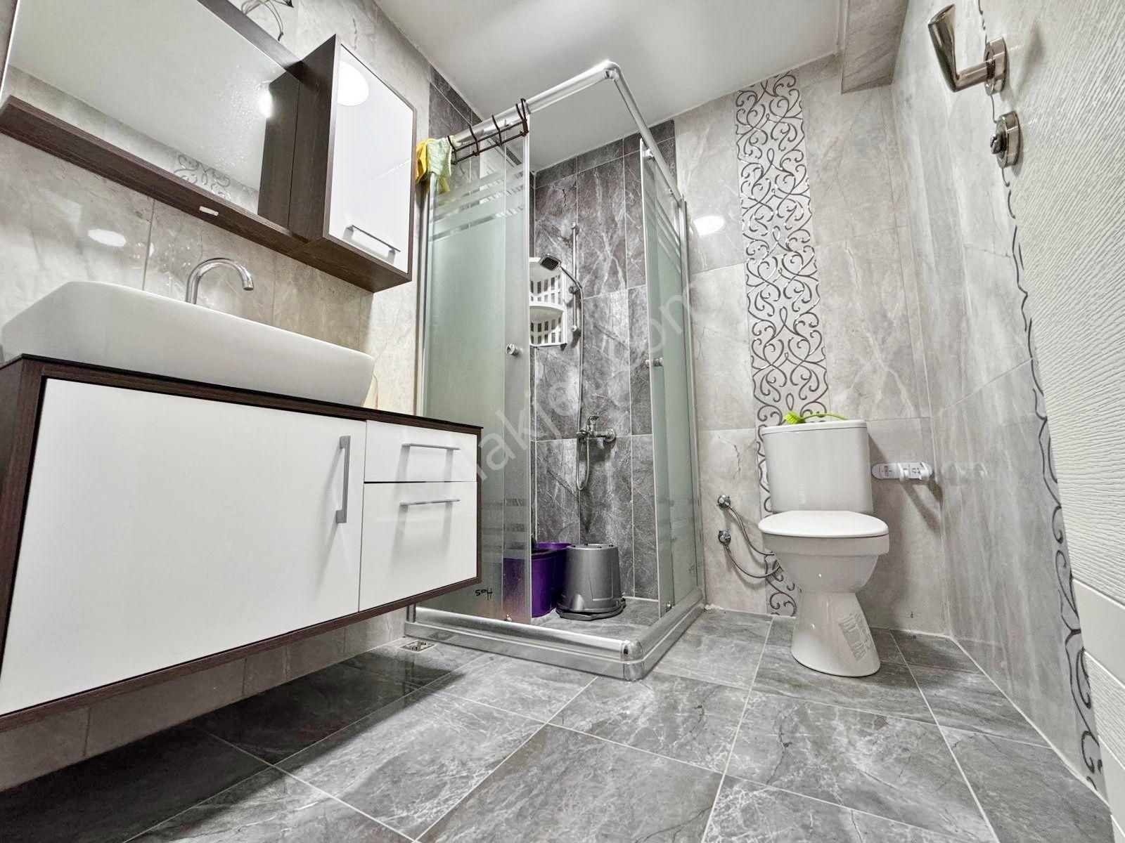 Etlik'te Müstakil Villa Tadında Bahçe Katı Yapılı 3+1 Balkonlu Önü Ve Cepheleri Açık - Görsel 31