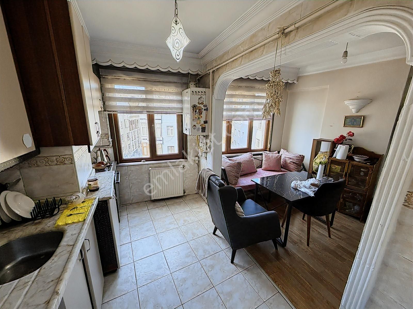 Küçükköy Cadde Üstü Dubleks Teraslı - Görsel 2