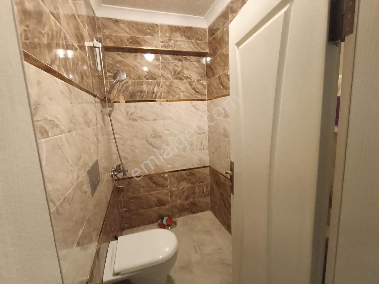 Adapazarı Yağcılar'da Yeni Stad Yakını 3+1 1. Kat Kiralık Daire - Görsel 8