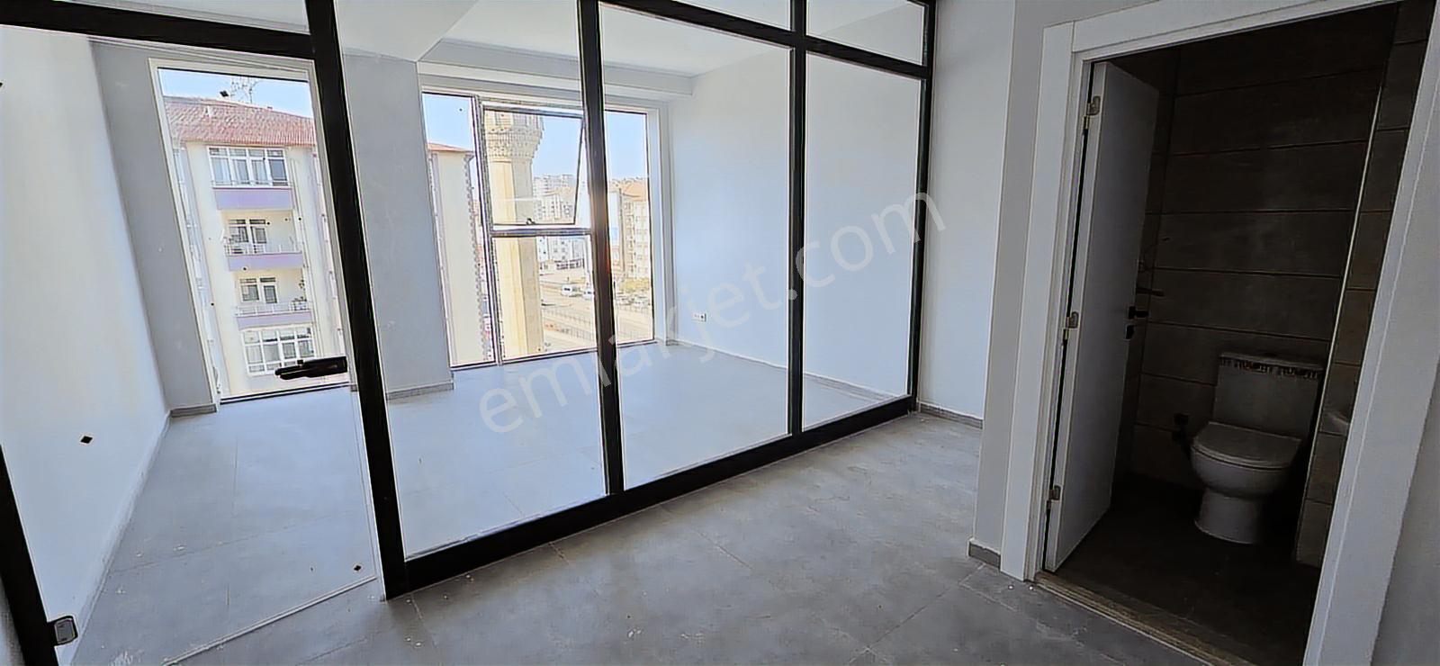 Msyapı Emlaktan Tam Merkezde Kiralık Ofisler - Görsel 6