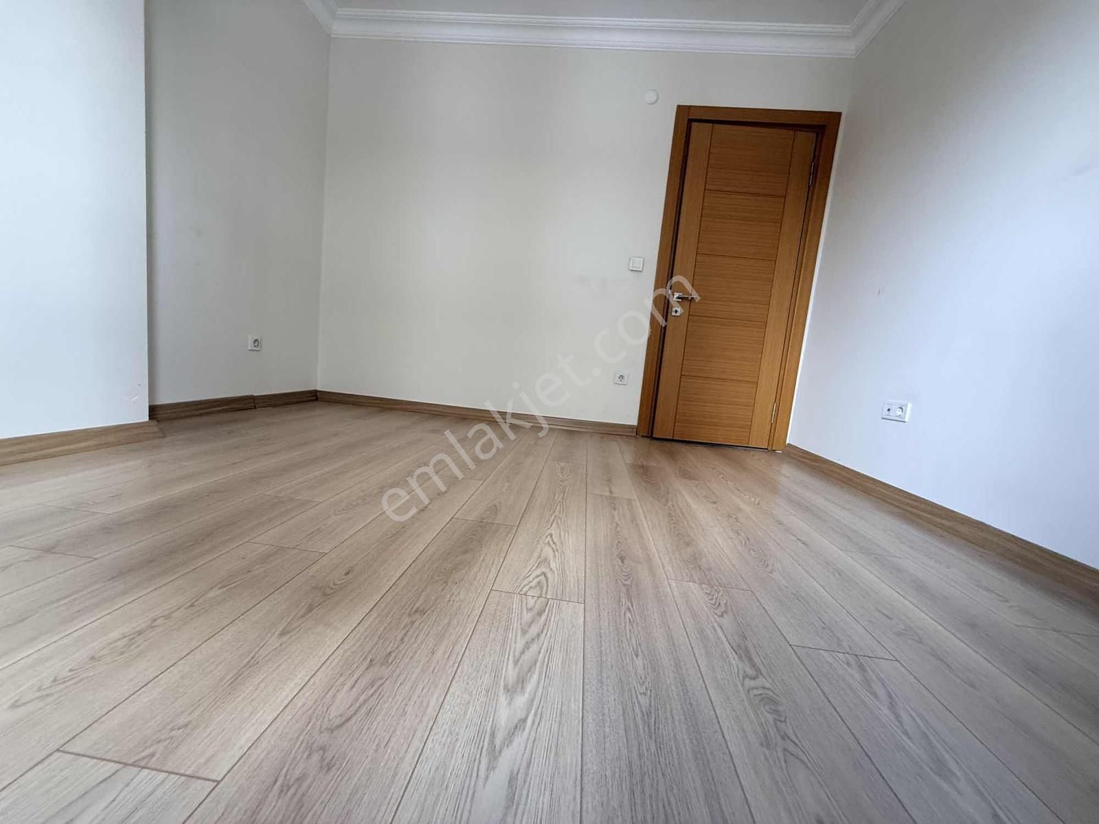 Ümraniye Elmalıkent 2+1 Kapalı Oto Parklı Site İçinde Satılık - Görsel 11