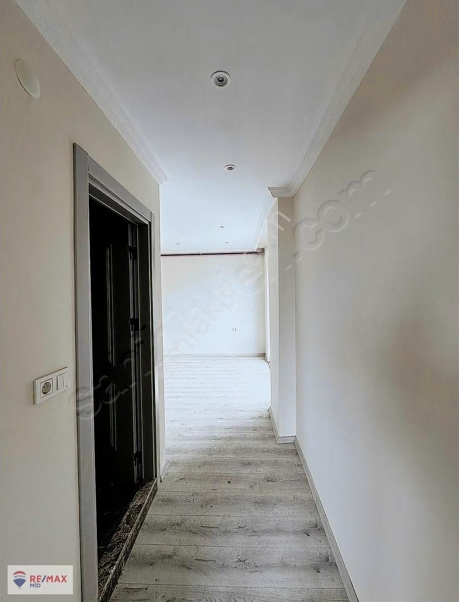 Remax Mid'den Avm Yakını 1+1 Satılık Sıfır Daire - Görsel 19