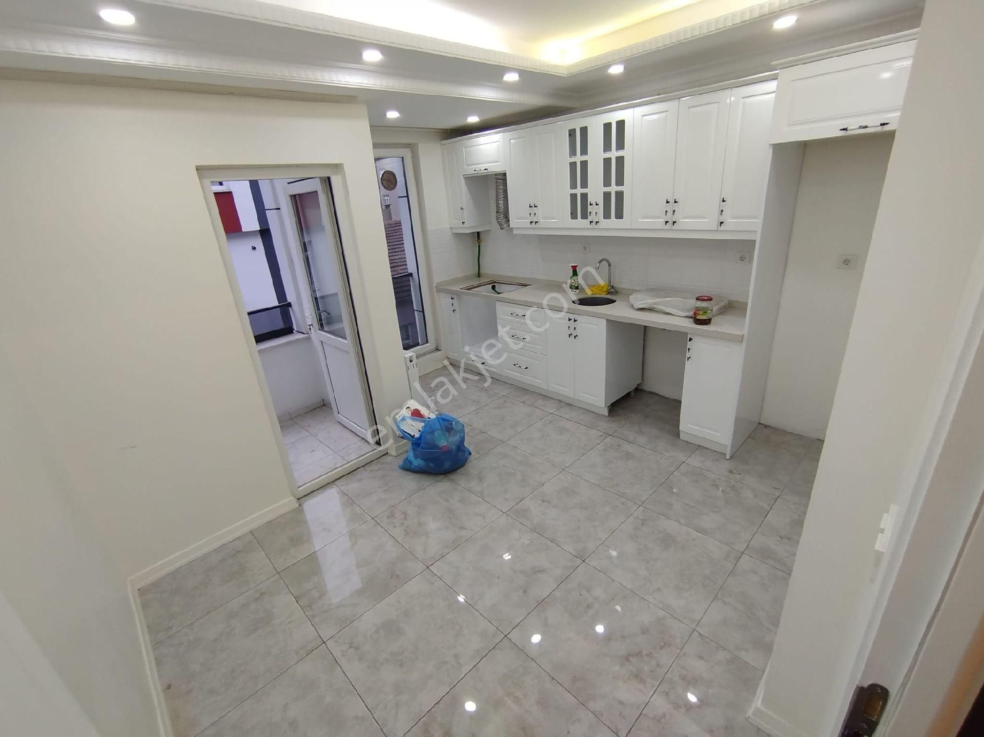 Sultançiftliği Mah. Tramvaya 1 Dk 2+1 100m² 2.kat - Görsel 10