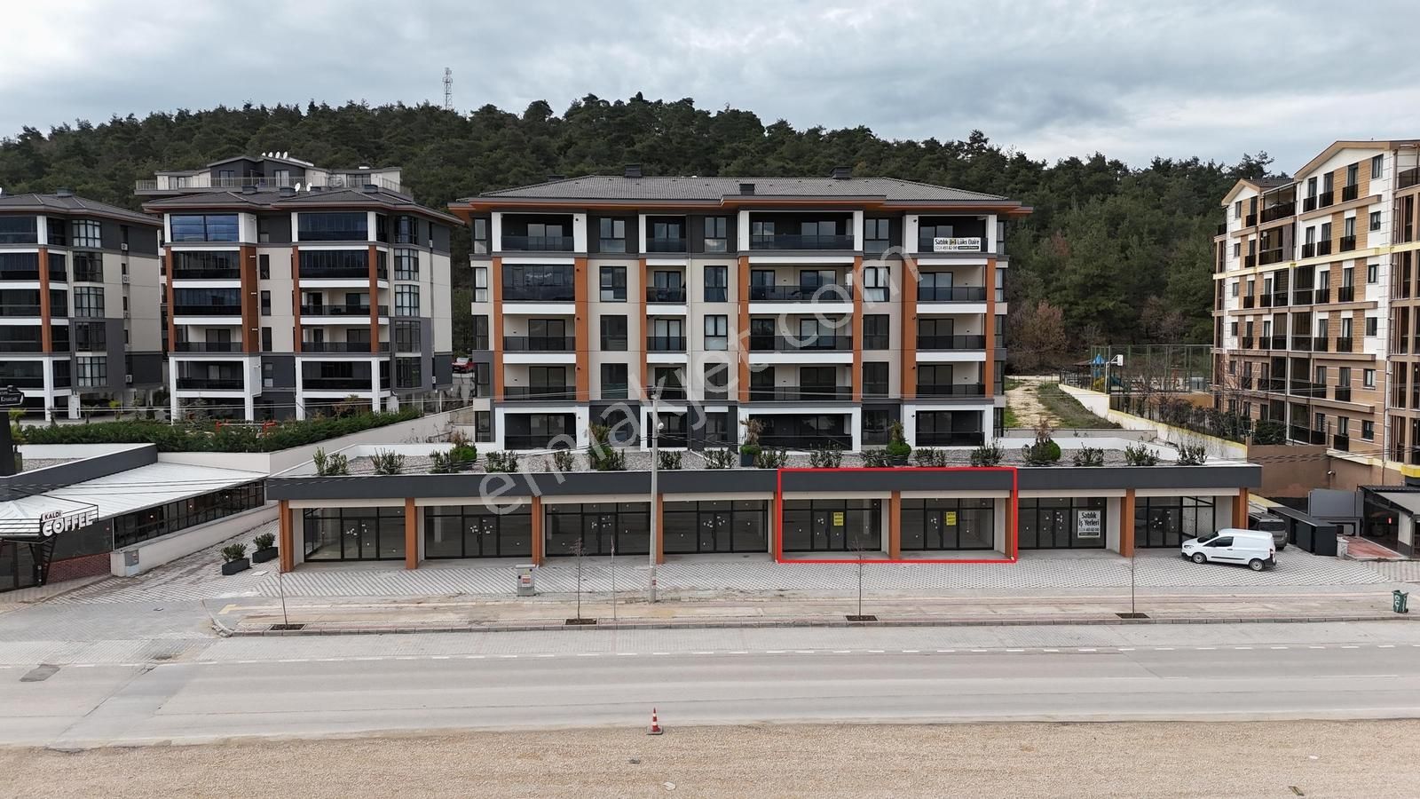 Kayapa / Atlıçayır Bulvarında Eşsiz Konumda Satılık İş Yeri