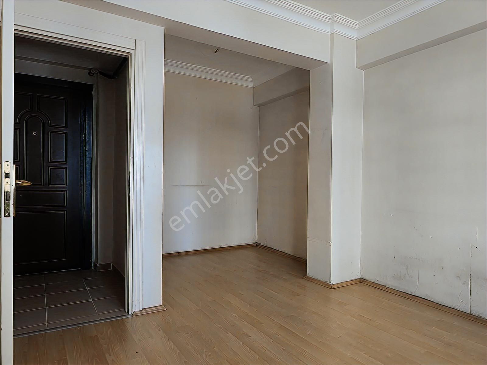 Avcılar Ambarlı'da Yüksek Giriş 1+1 55 M2 Krediye Uygun - Görsel 3