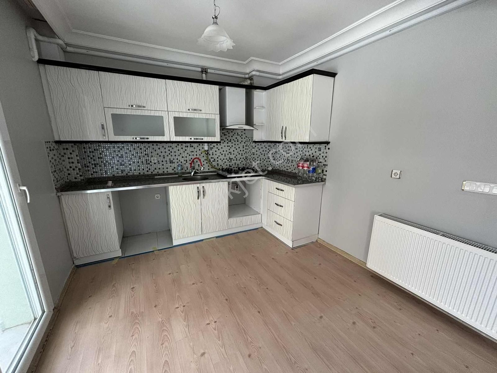 Ayrancılar Merkezde Kiralık 2+1 D.gazlı Teraslı Daire - Görsel 3