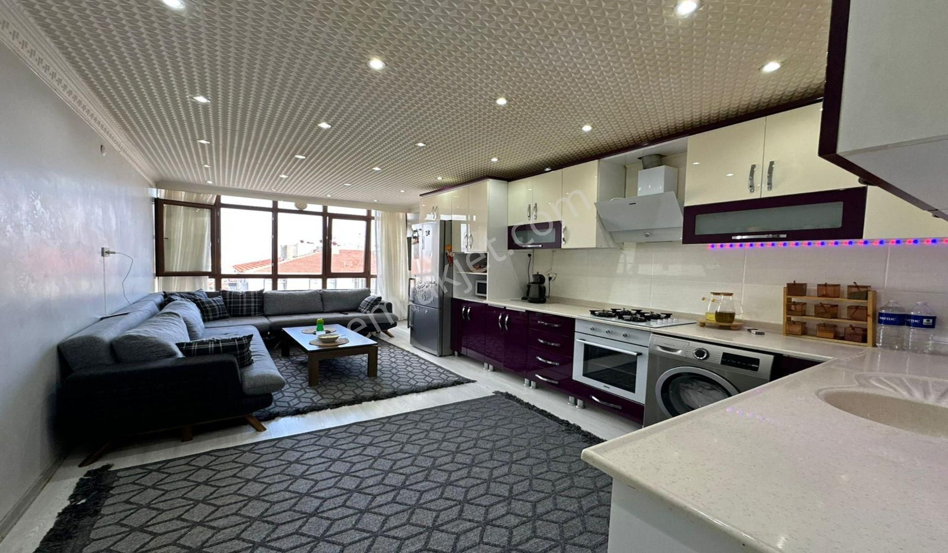 Pınarbaşında Hastane Yakını 6+1 Full Yapılı Teraslı Dublex - Görsel 3