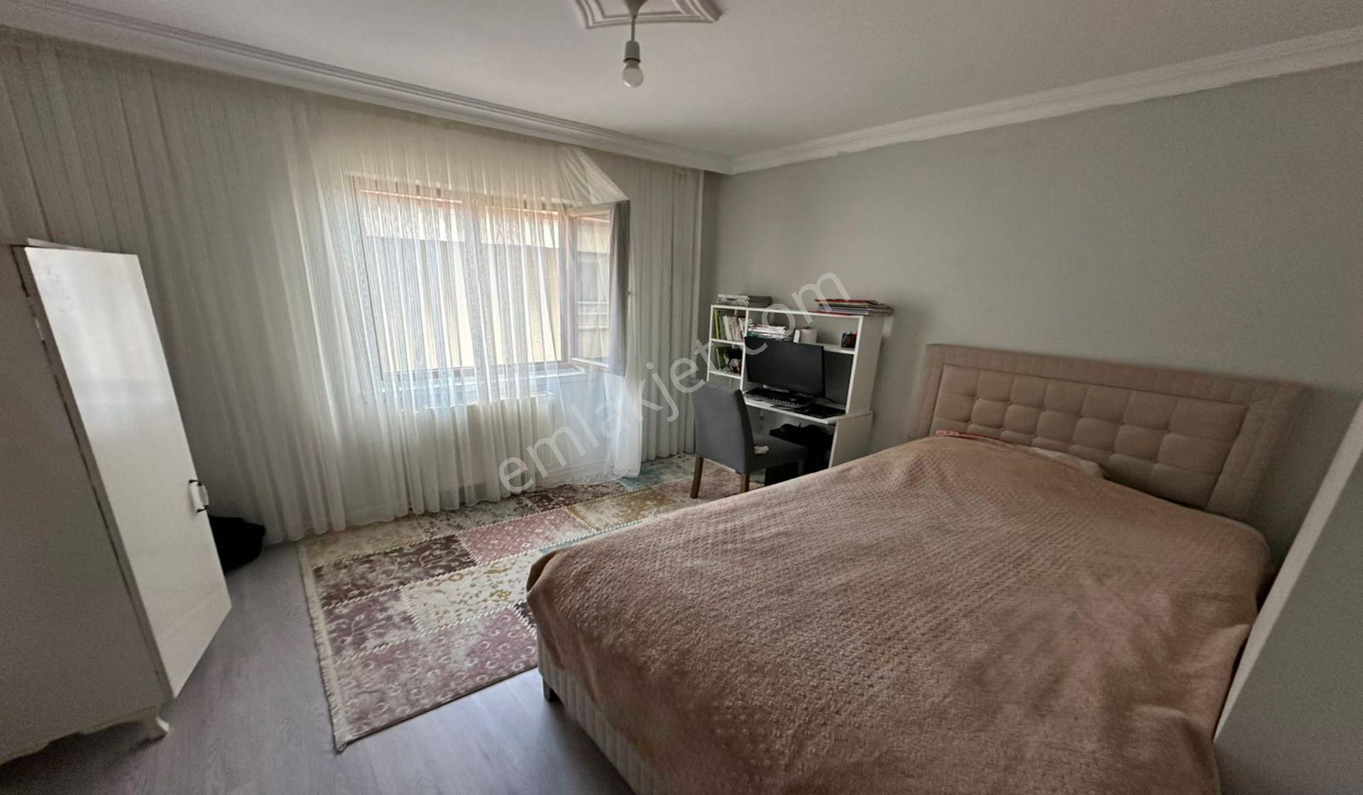 Pınarbaşında Hastane Yakını 6+1 Full Yapılı Teraslı Dublex - Görsel 24