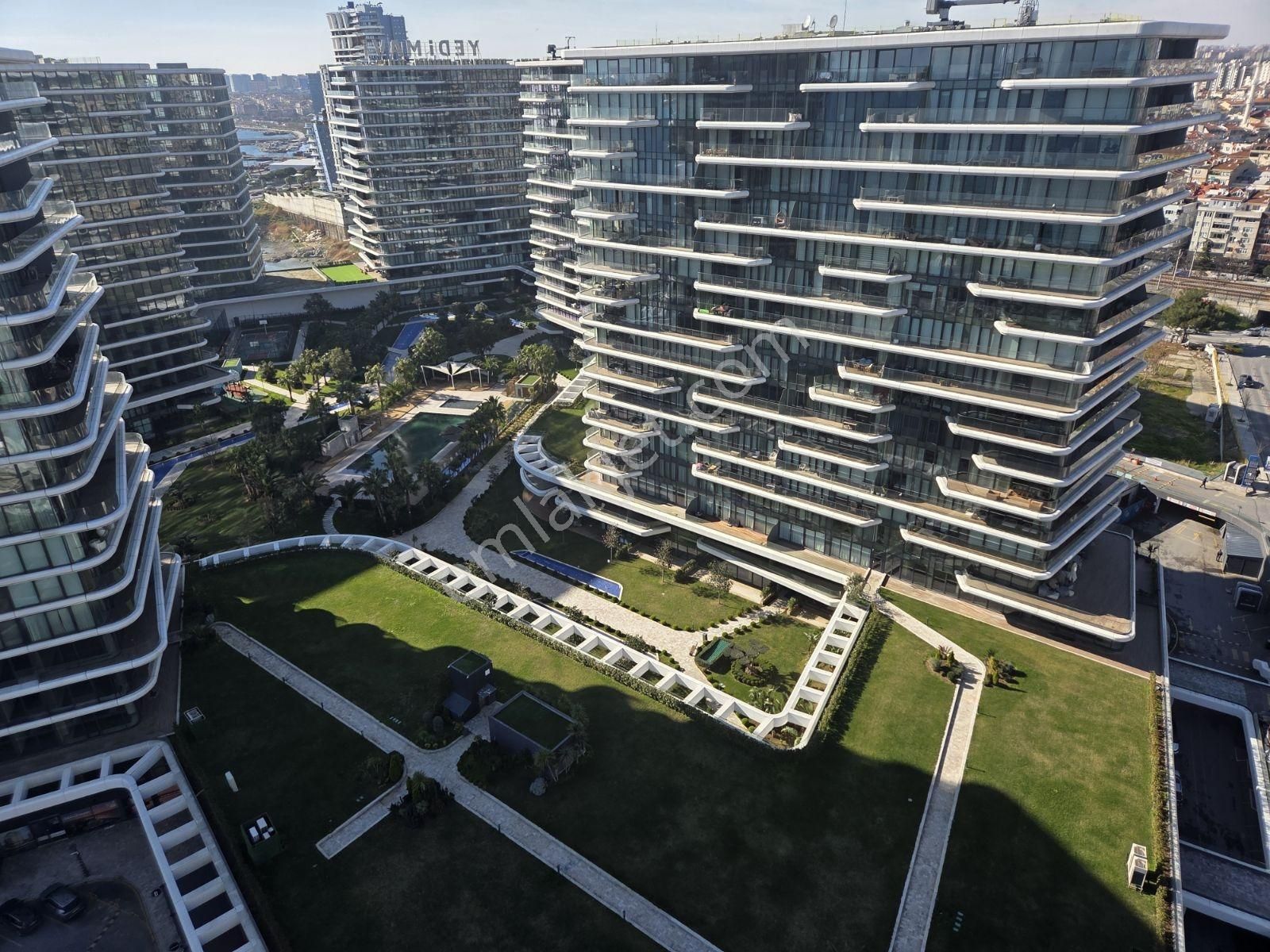 Yedimavi Projesinde Deniz&peysaj Manzaralı Büyük Tip 4+1 Kiralık - Görsel 21