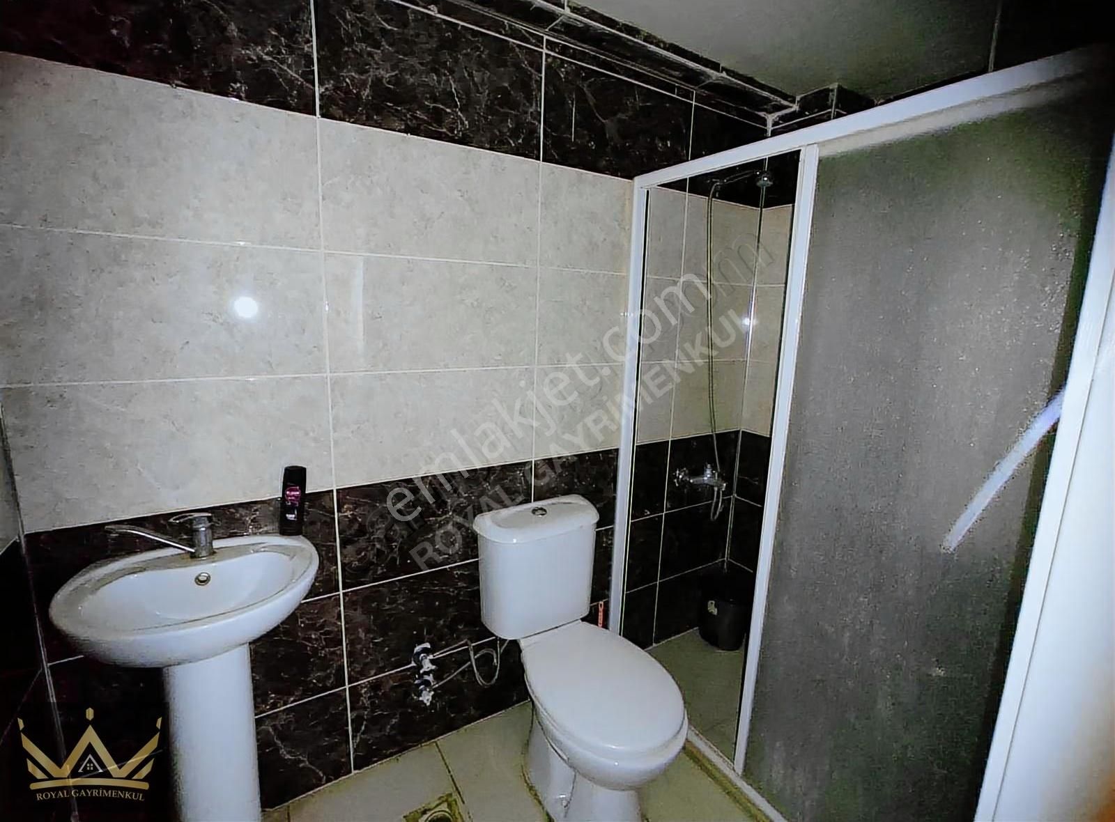 Royal Den Zafertepe Mahallesi Girişinde 1+1 Satılık Daire - Görsel 3