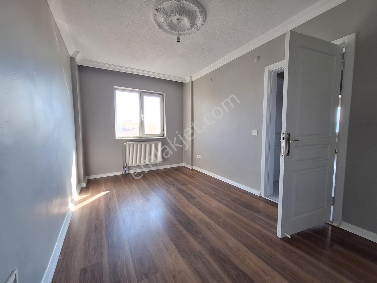 Gültepe Mahallesinde Ankara Manzaralı Full Yapılı Satılık 3+1 - Görsel 16