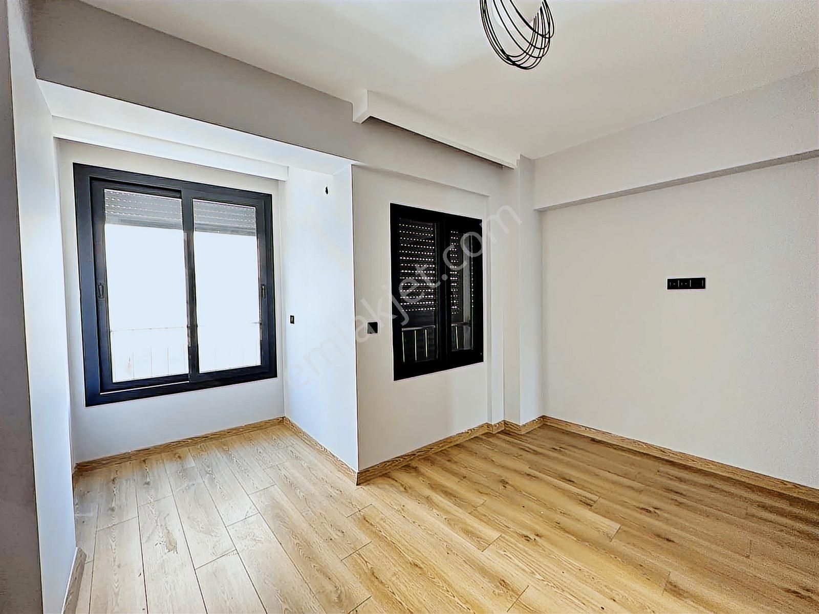 Üçkuyular'da Kiralık Asansör Otopark Yeni Bina Fırsat 2+1 Daire - Görsel 5