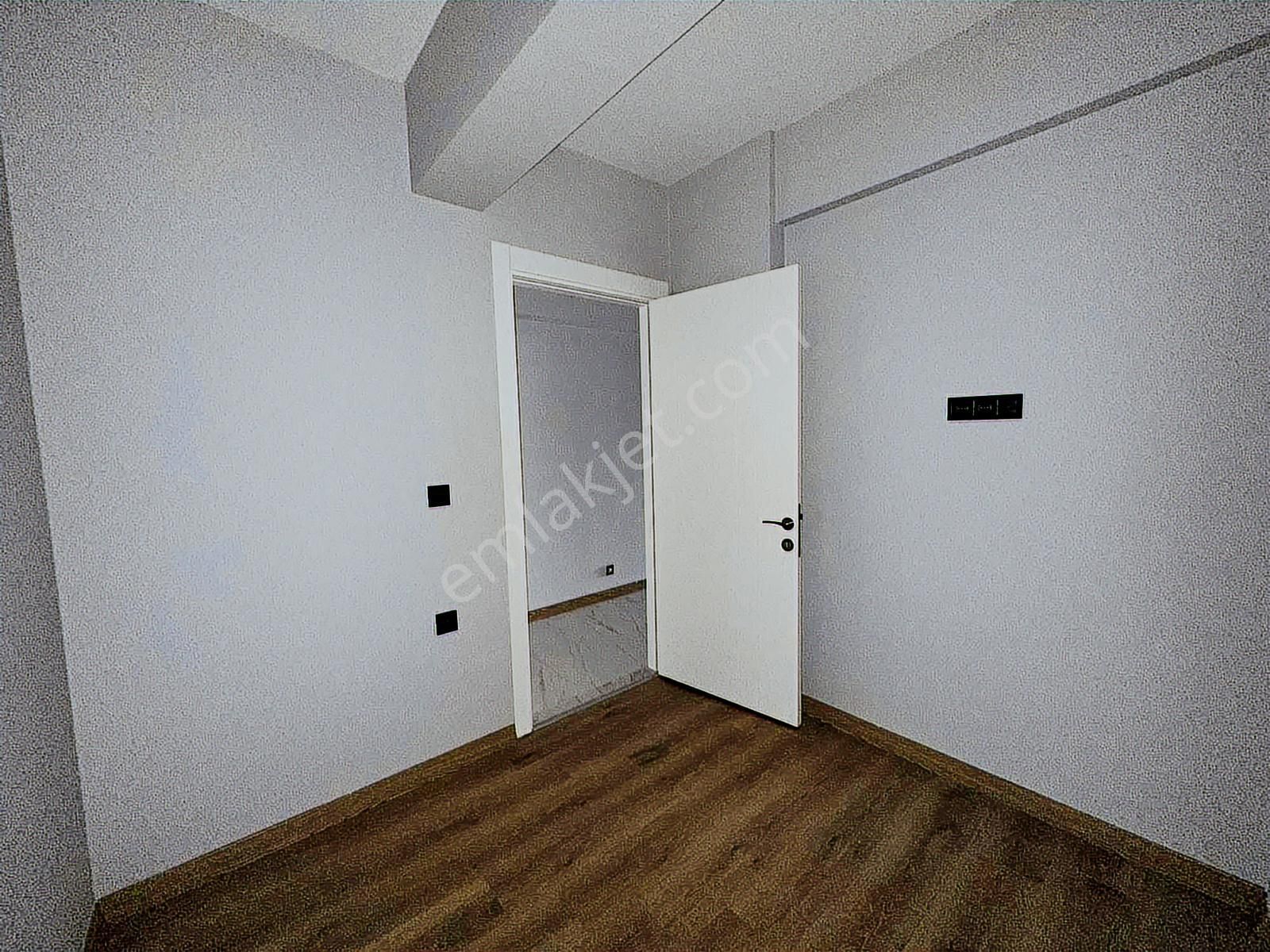 Üçkuyular'da Kiralık Asansör Otopark Yeni Bina Fırsat 2+1 Daire - Görsel 7