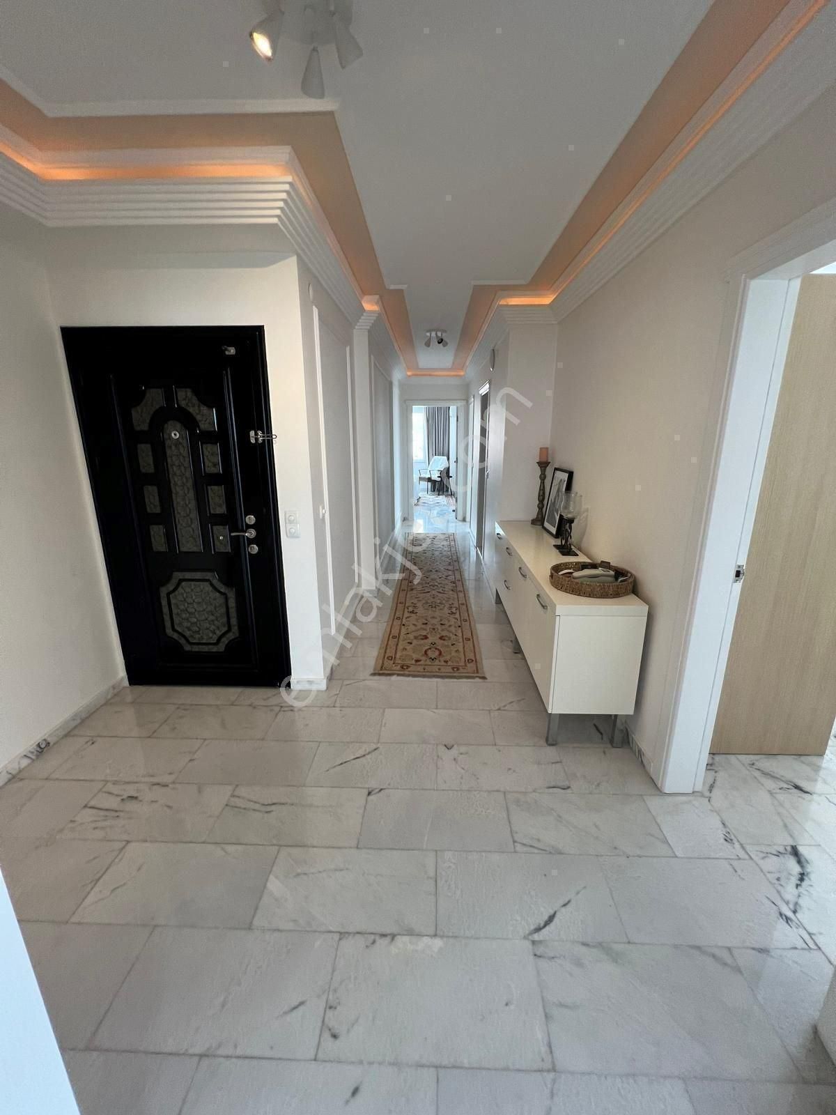 Alanya Tosmurda 3+1 Denize Sıfır Ful Deniz Ve Nehir Manzaralı Muazzam Daire - Görsel 13