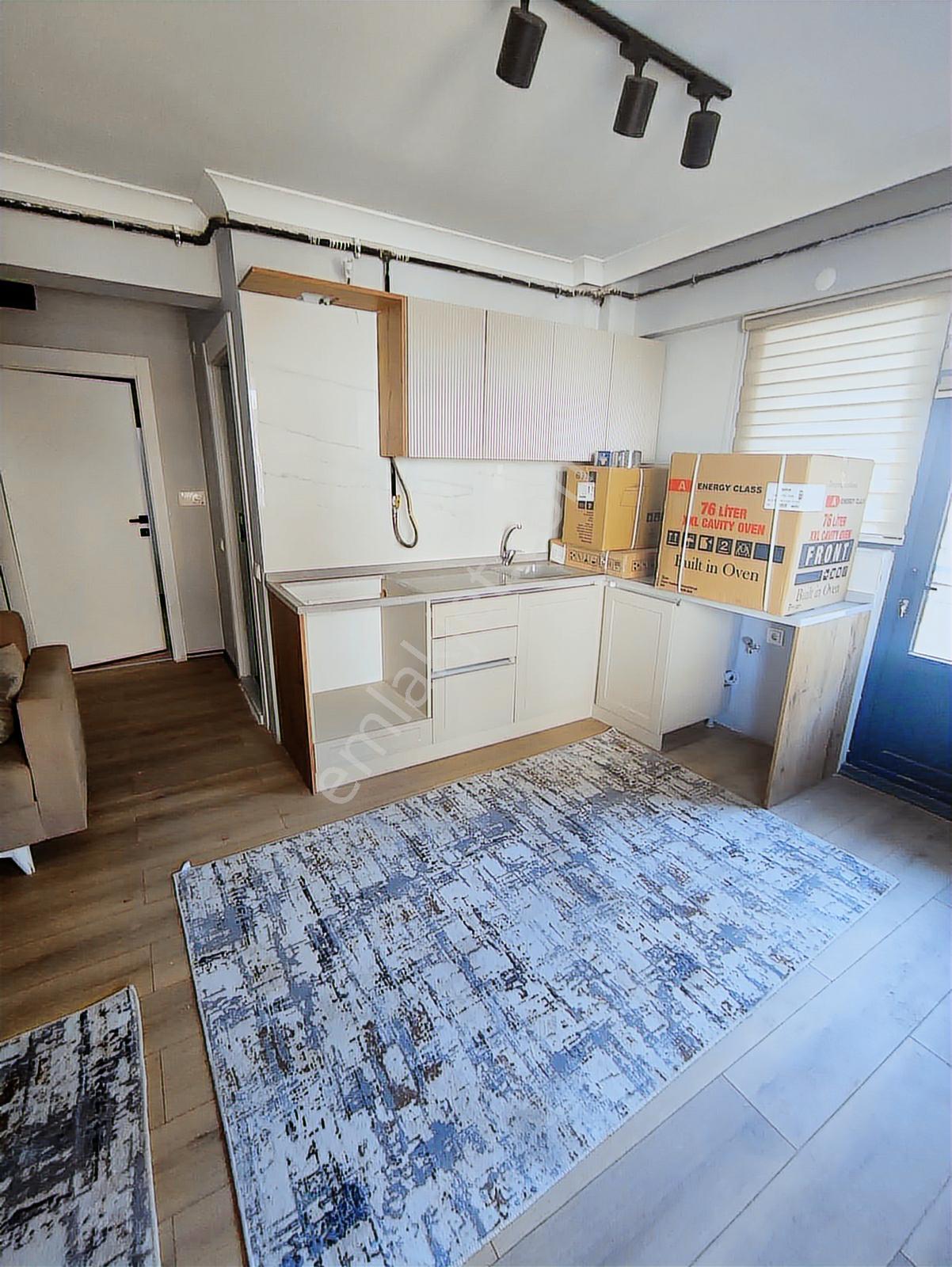 Kolçan Emlak'tan Sanayi Girişi Satılık 1+1 Eşyalı Daire