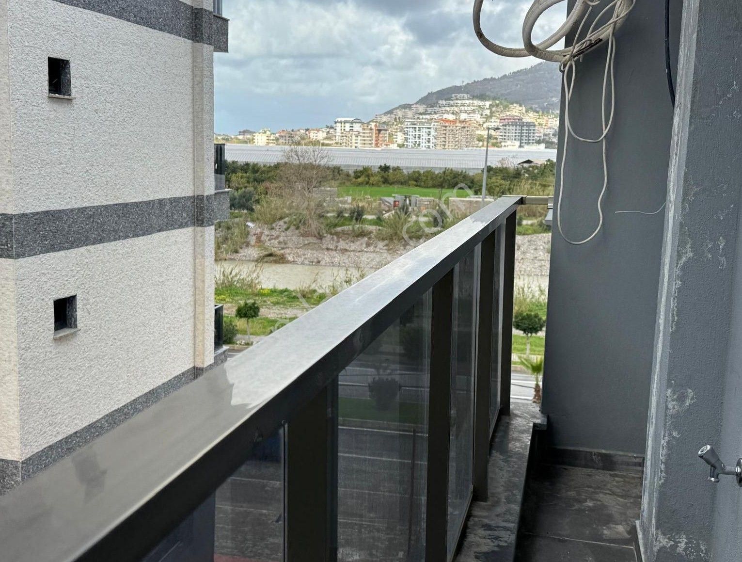 Alanya Demirtaş Mah.denize 800 Mt.satılık 1+1 Daire - Görsel 13