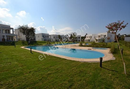 Bodrum Gümüşlük Merkez De Site İçi Satılık 2+1 Bahçe Katı 75 M2 Daire