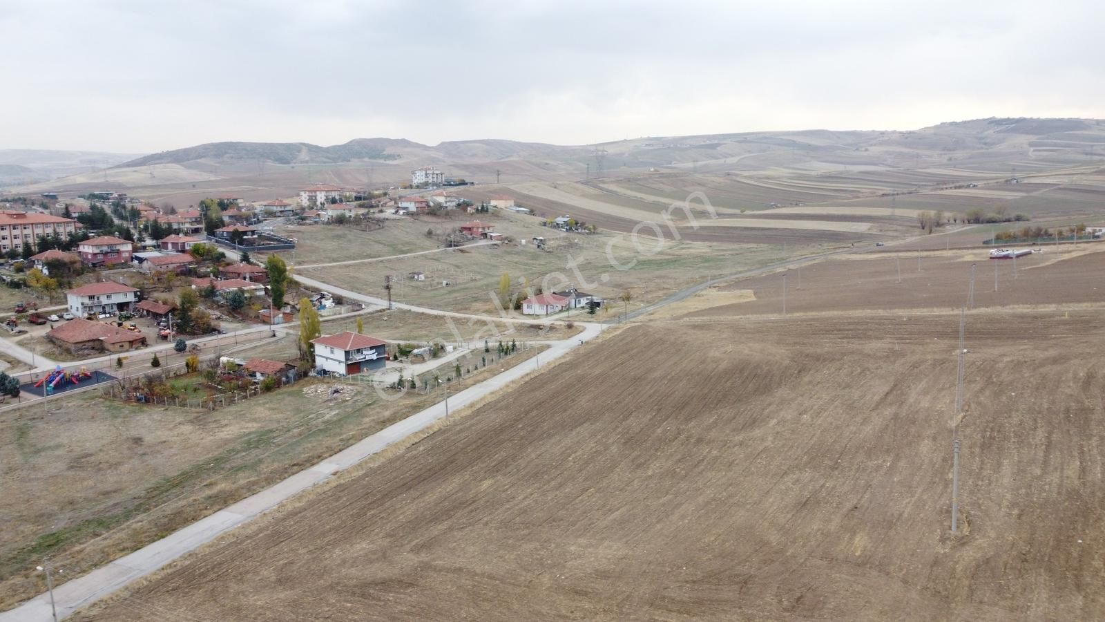 *altınova Da Yüksek Kat İmarlı Bi Daire Getirili Şehrin İçinde* - Görsel 6