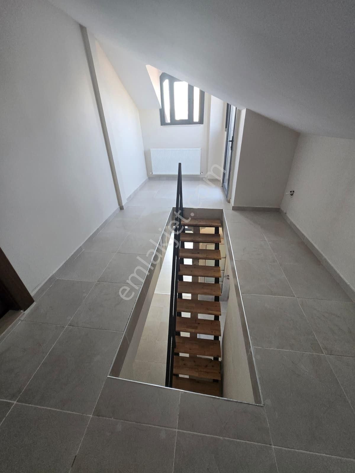 Göztepe Şair Arşi Caddesi Sıfır Dubleks Daire - Görsel 23