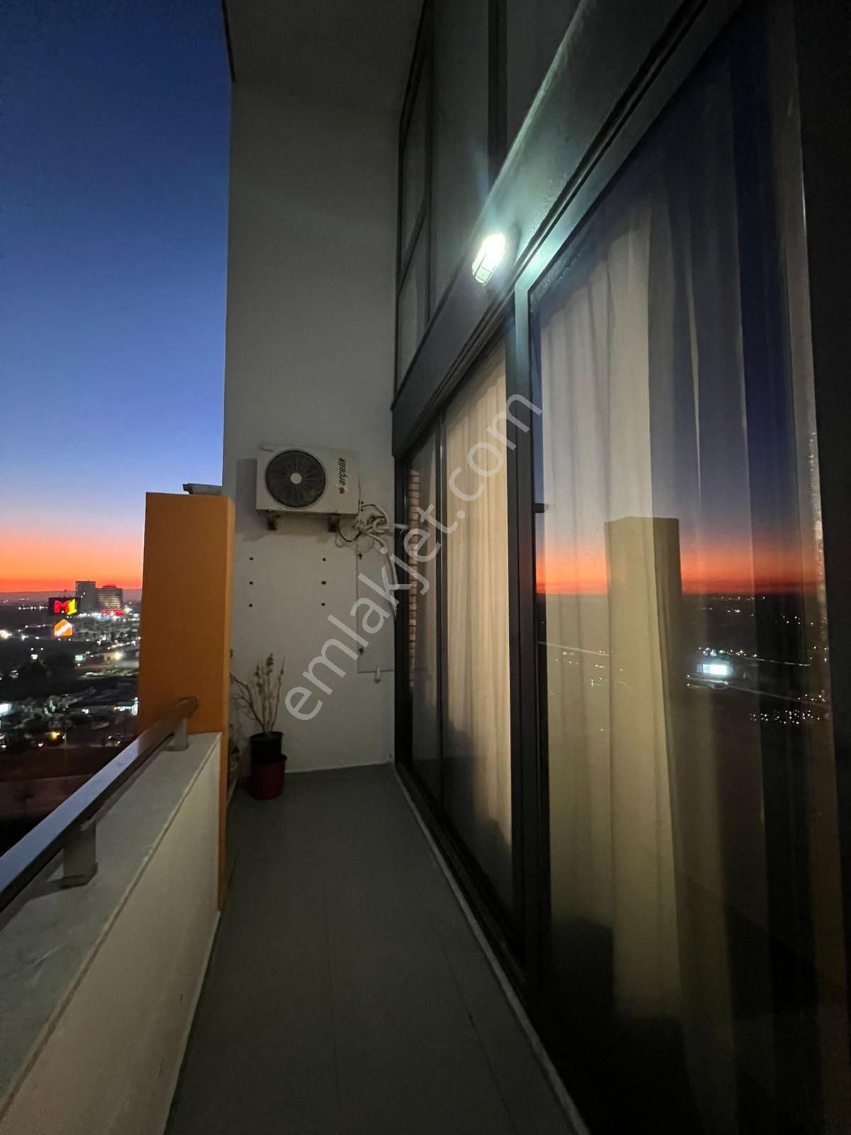 Gürselpaşa Real Kavşağı Yakını Sosyal Donatılı Sitede Kiralık 1+1 Dubleks - Görsel 18